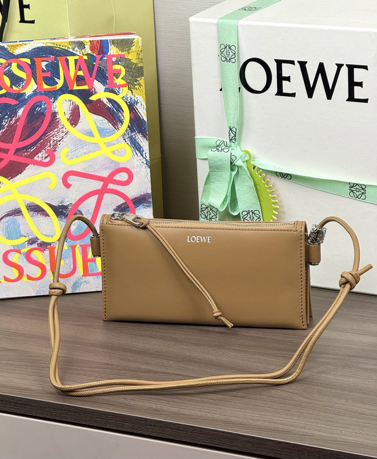Pochette LOEWE Joya - Qualité supérieure