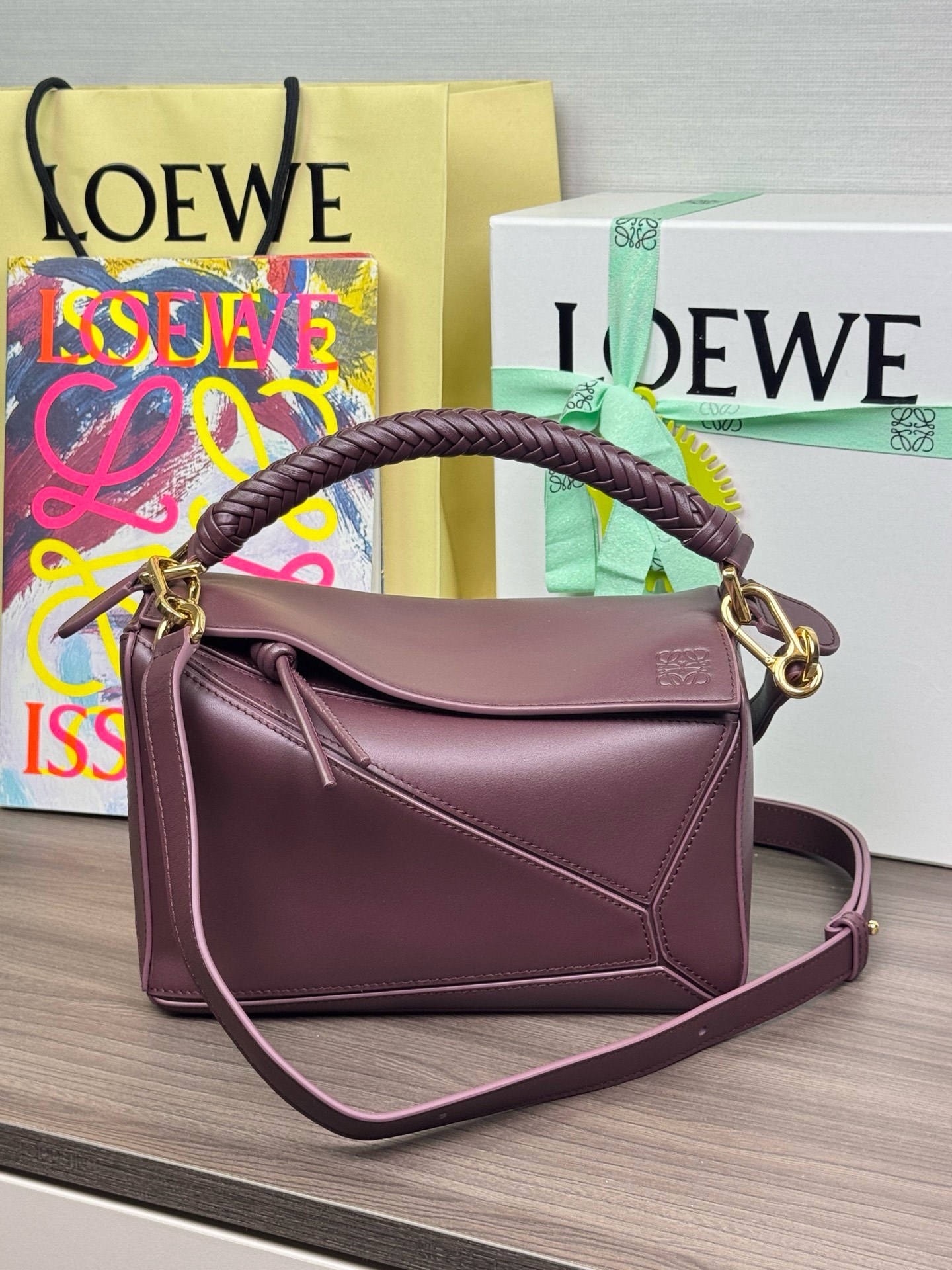 LOEWE 編み込みリストPuzzle 𝟐𝟒-トップ品質