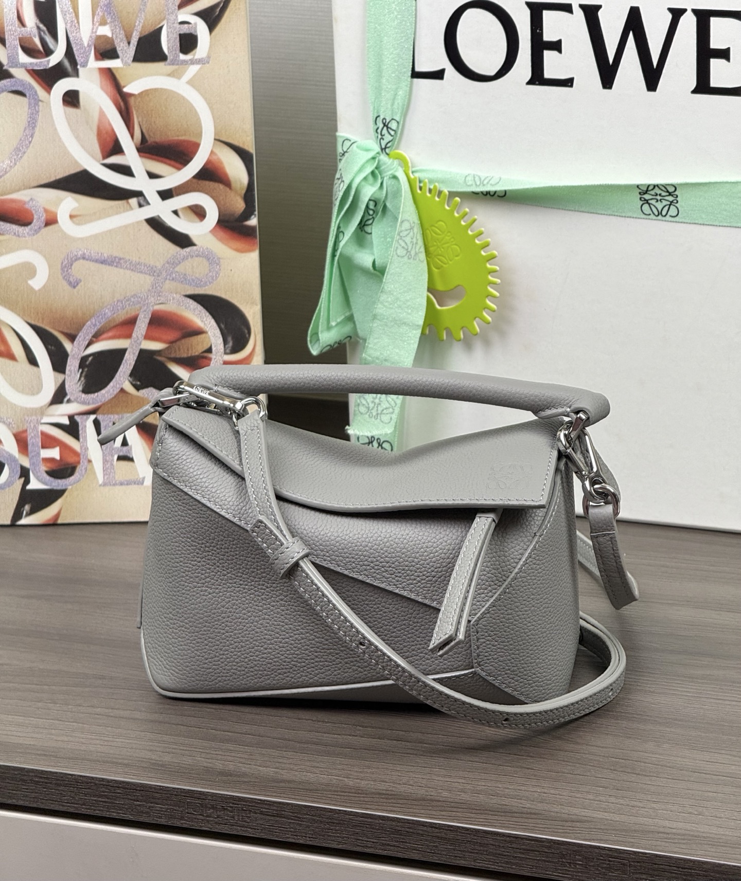 LOEWE 新款Mini Puzzle Edge 𝟏𝟖-頂級品質