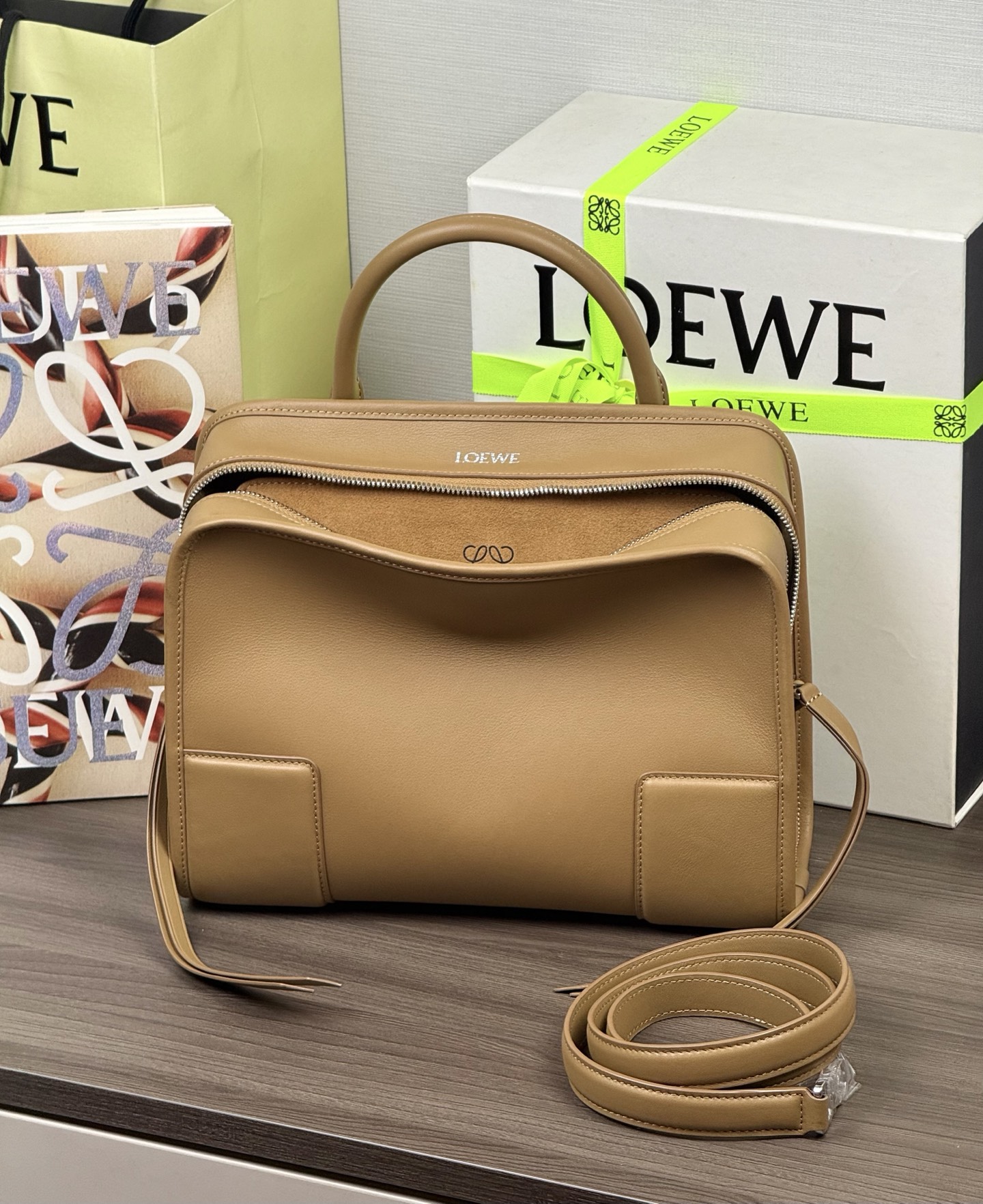 LOEWE 中型Amazona 180手袋-頂級品質