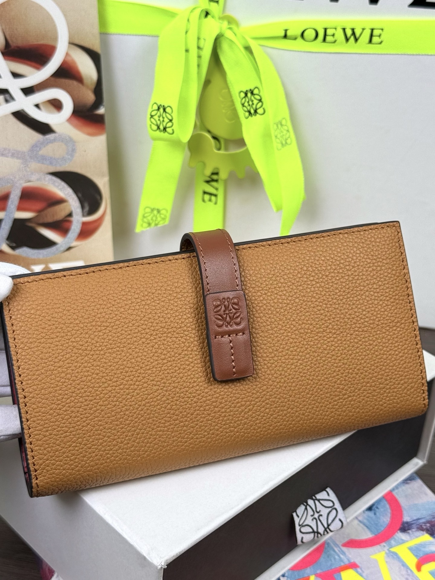 LOEWE мяккая зярністая скураная доўгая кашалёк-вышэйшая якасць