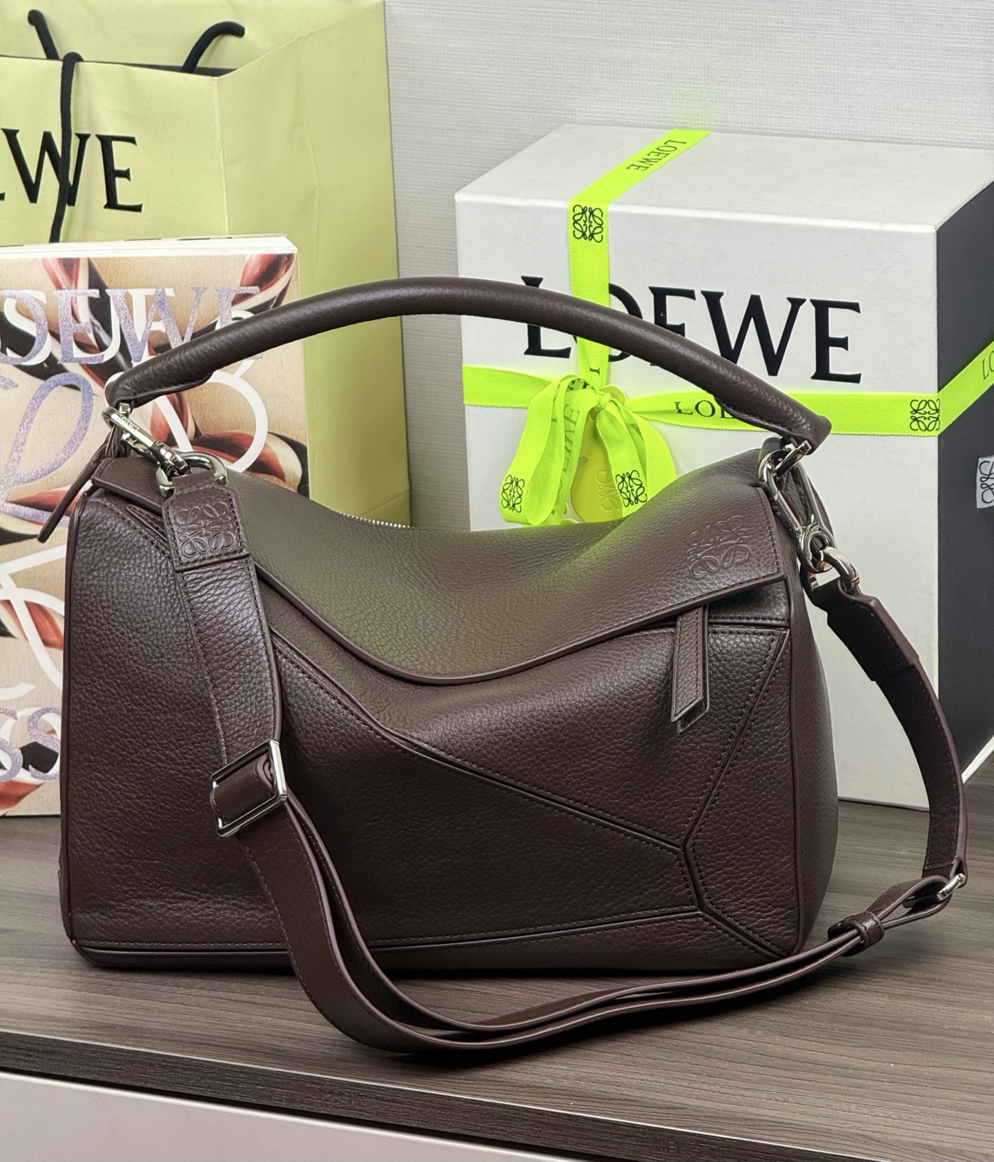LOEWE Grand Puzzle Edge 𝟑𝟑 - Qualité supérieure