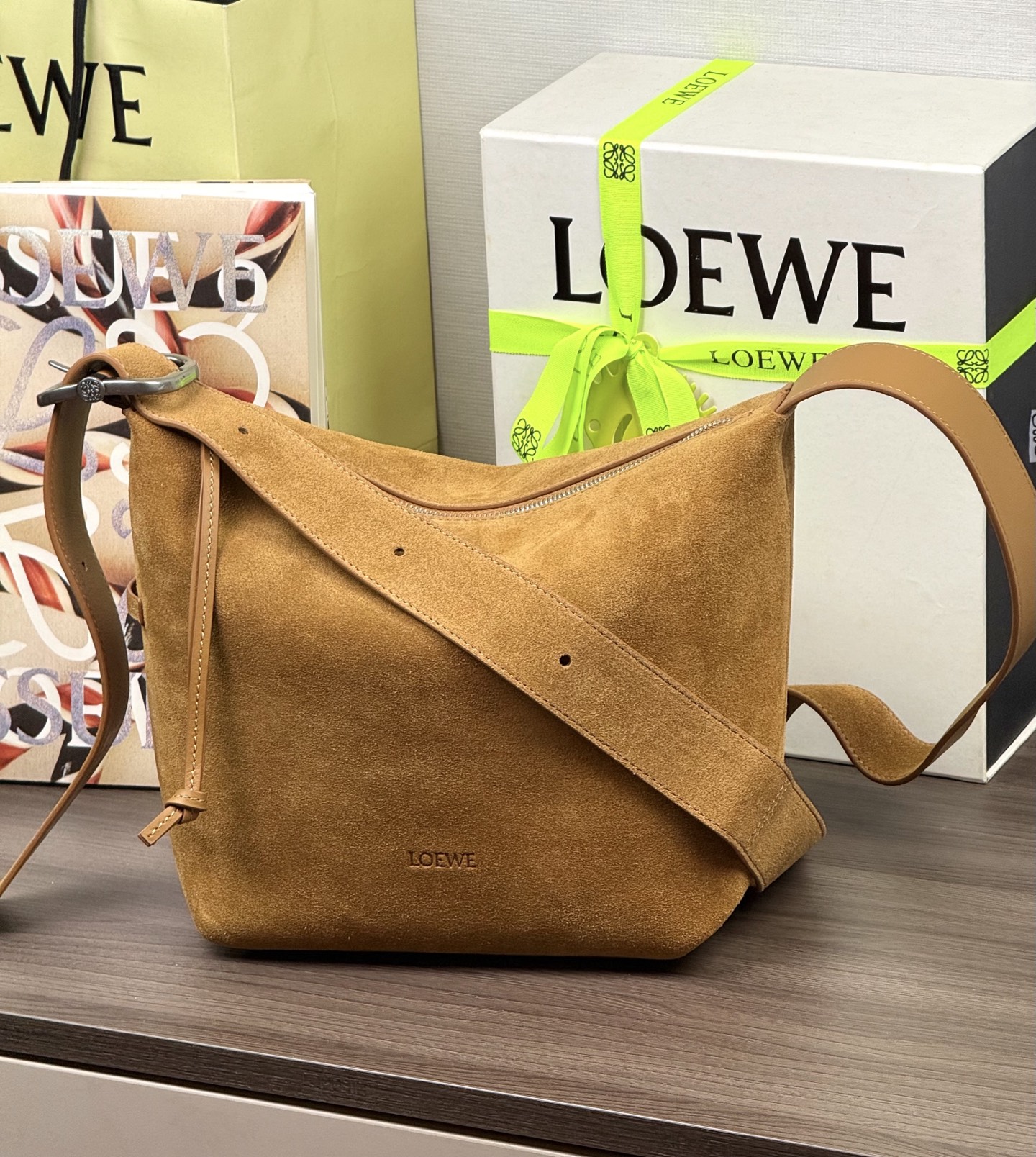 LOEWE Loop Hobo сумка-вышэйшая якасць