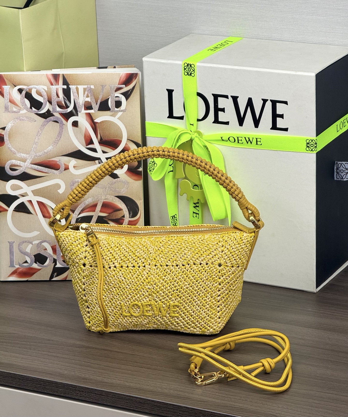 LOEWE Mini Cala Handbag - Qualité supérieure