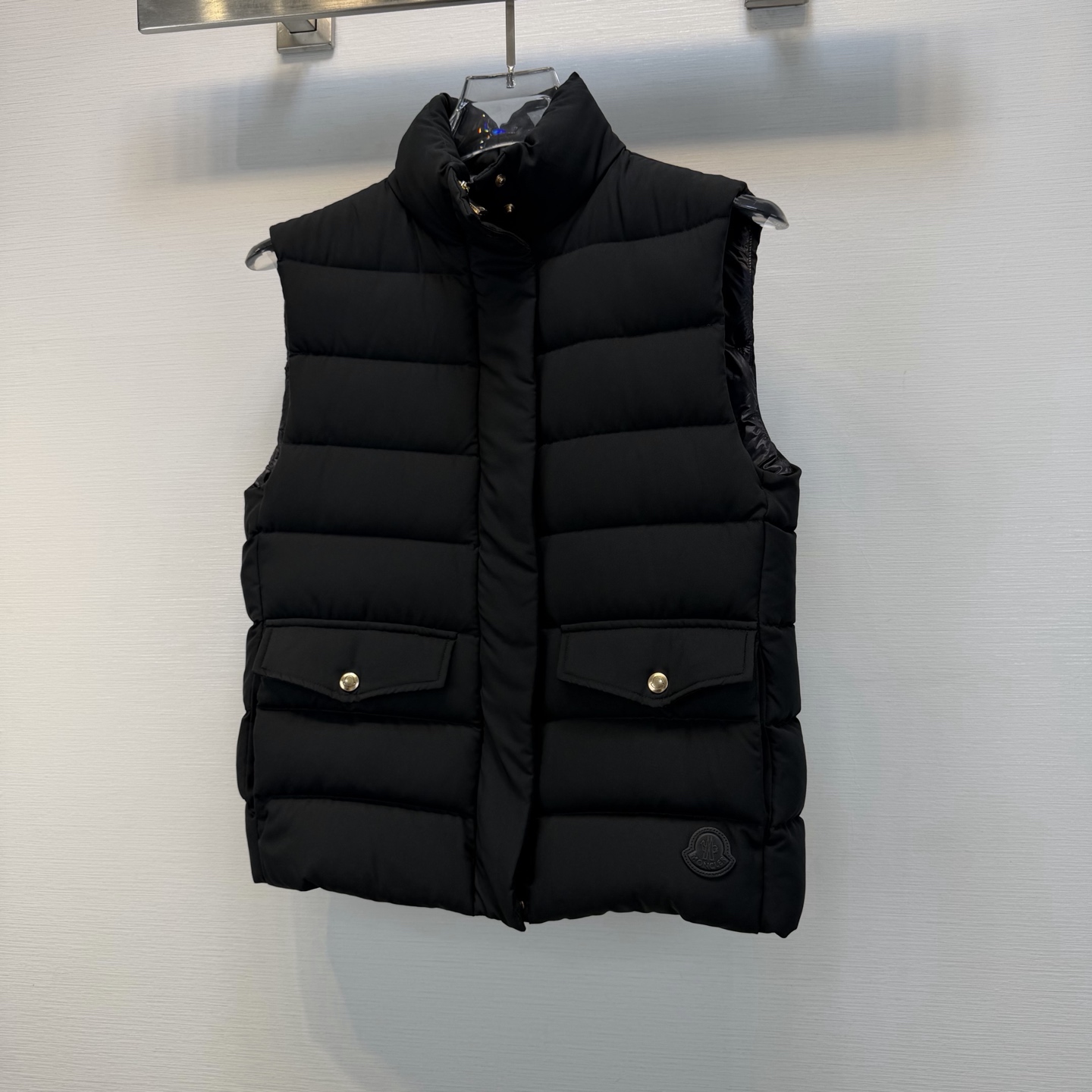 Жилет Moncler