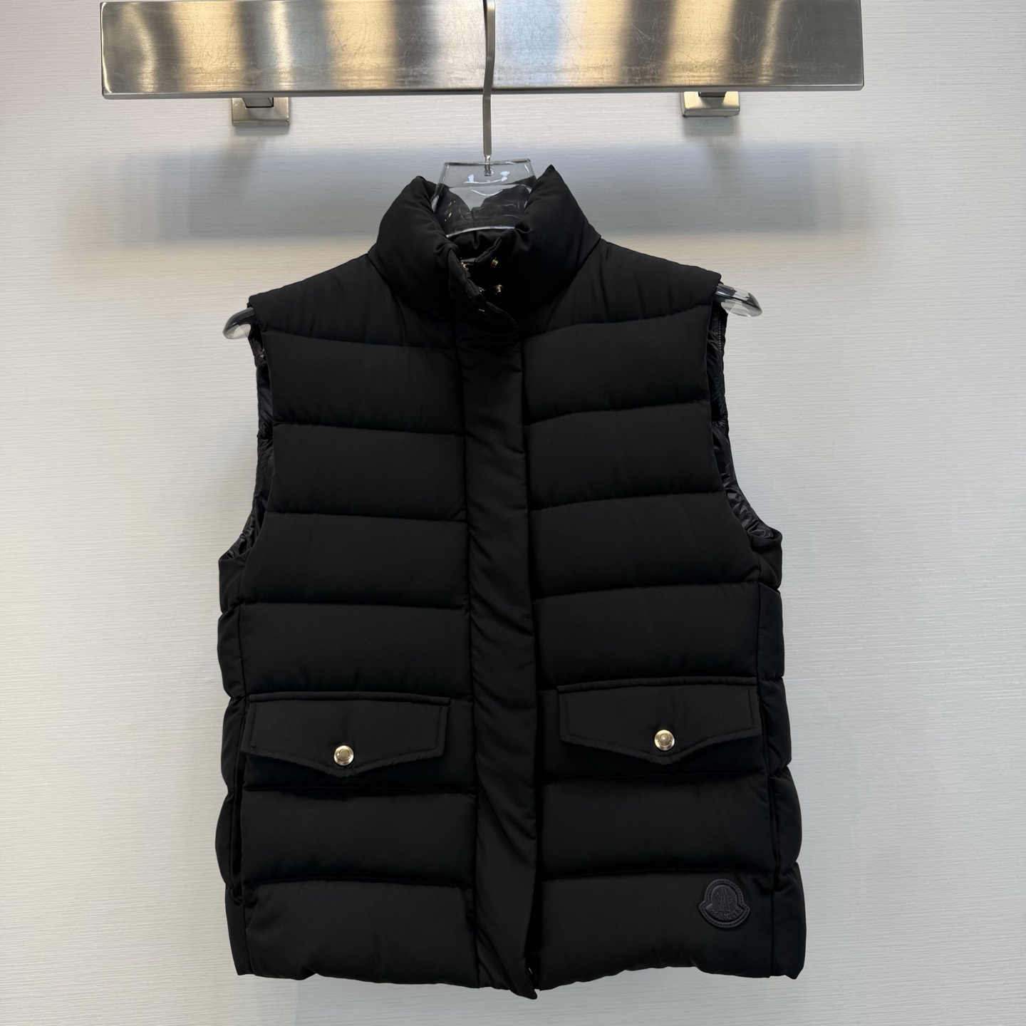 Жилет Moncler