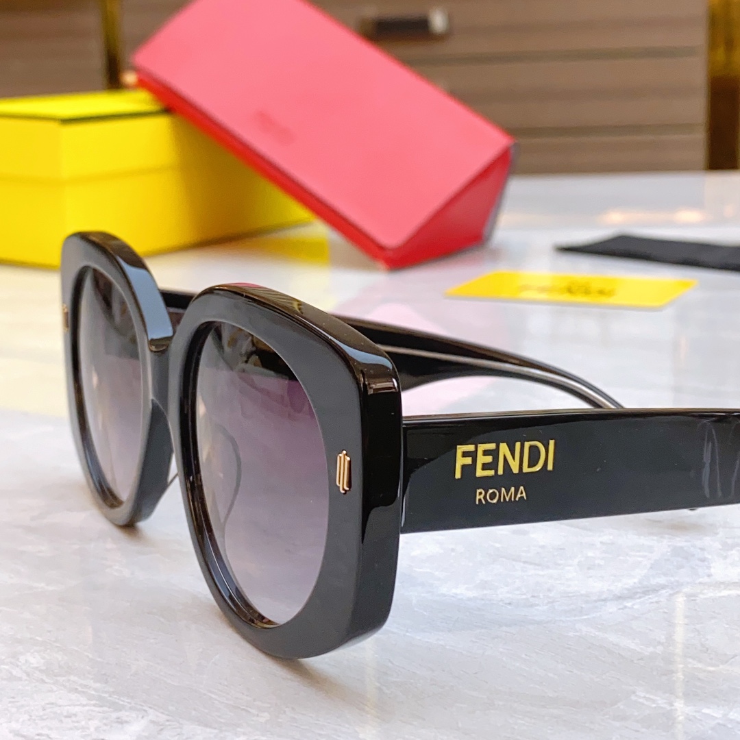 FEND*芬*迪新款太阳镜️️MODEL:FOA040VISIZE:54口21-145