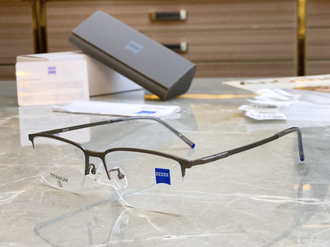 ，【ZEIZ*】蔡*司新款光学架，MODEL：ZS22113LB，SIZE：55口16-145