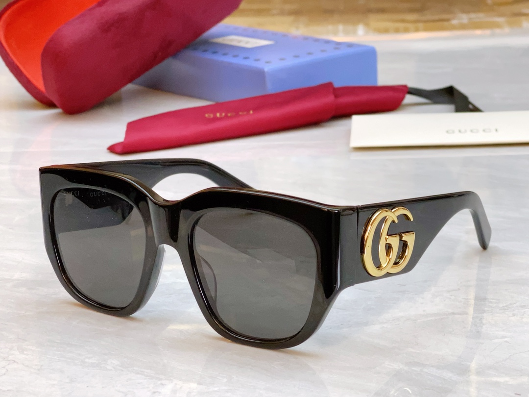 AAA Class Replica
 Gucci Sunglasses