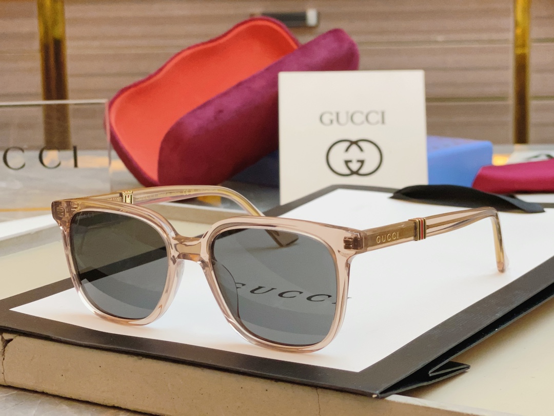 ，【GUCC*】古*驰新款太阳镜🕶️，MODEL：GG1493S，SIZE：54口18-145