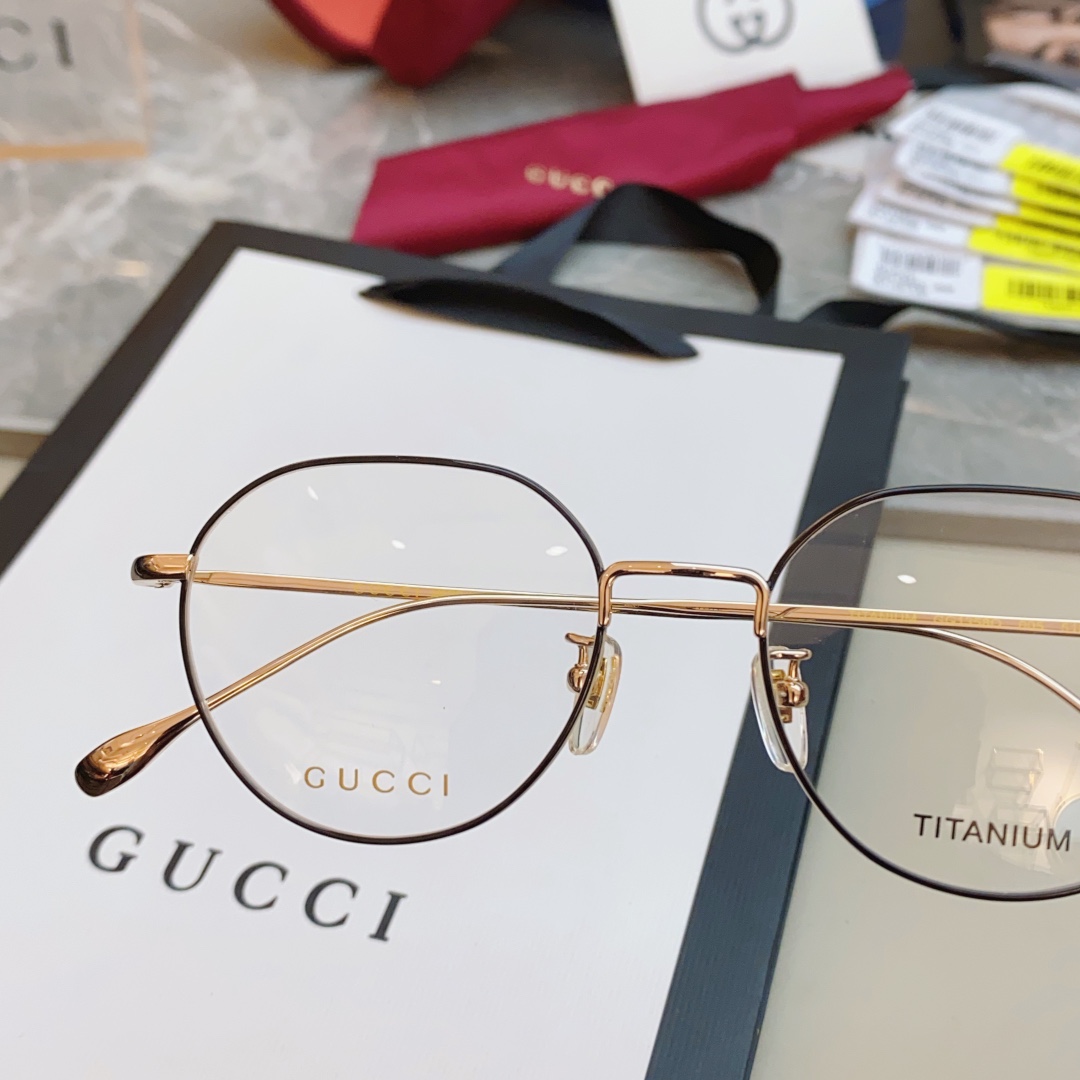 ，【GUCC*】古*驰新款太阳镜🕶️，MODEL：GG1358O，SIZE：51口18-145