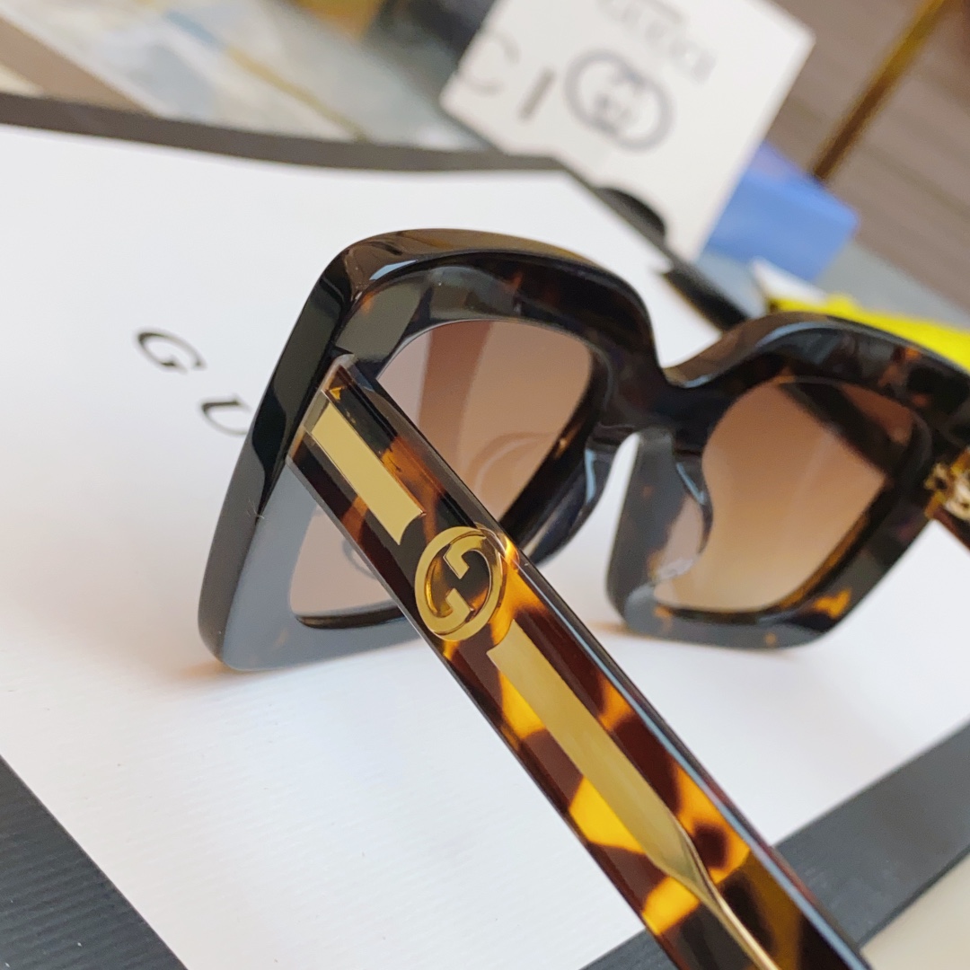 ，【GUCC*】古*驰新款太阳架，MODEL：GG1554O，SIZE：49口24-145