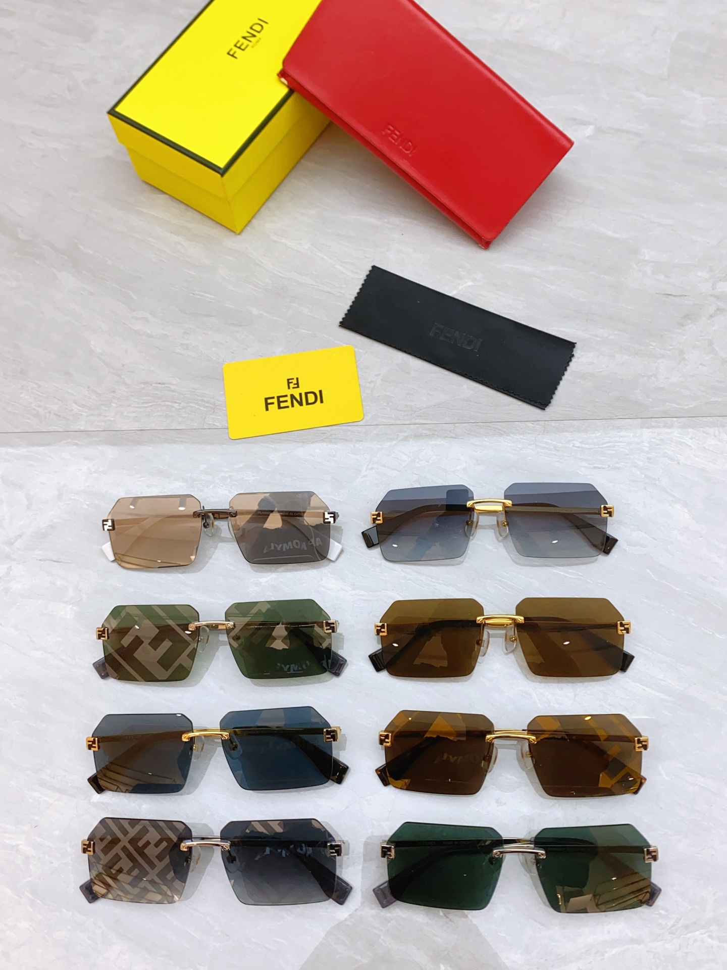 פנדי משקפי שמש