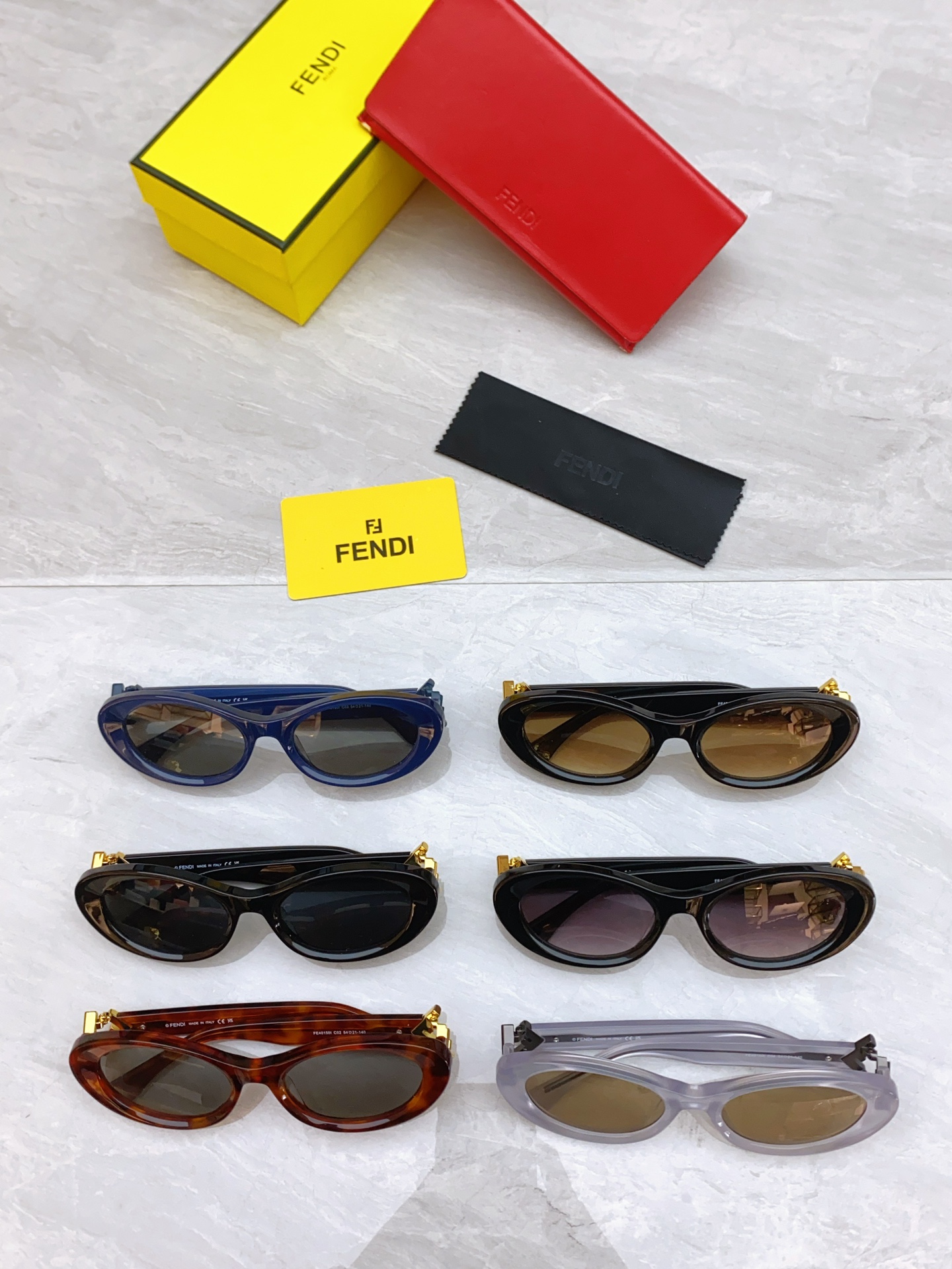 פנדי משקפי שמש