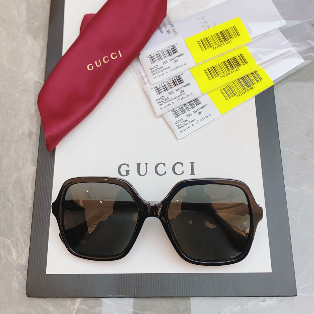 Gucci Knockoff
 Sunglasses 7 Star Collection
 Unisex Fashion