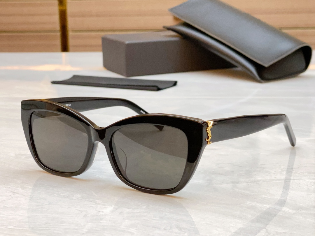 Yves Saint Laurent Gafas de sol