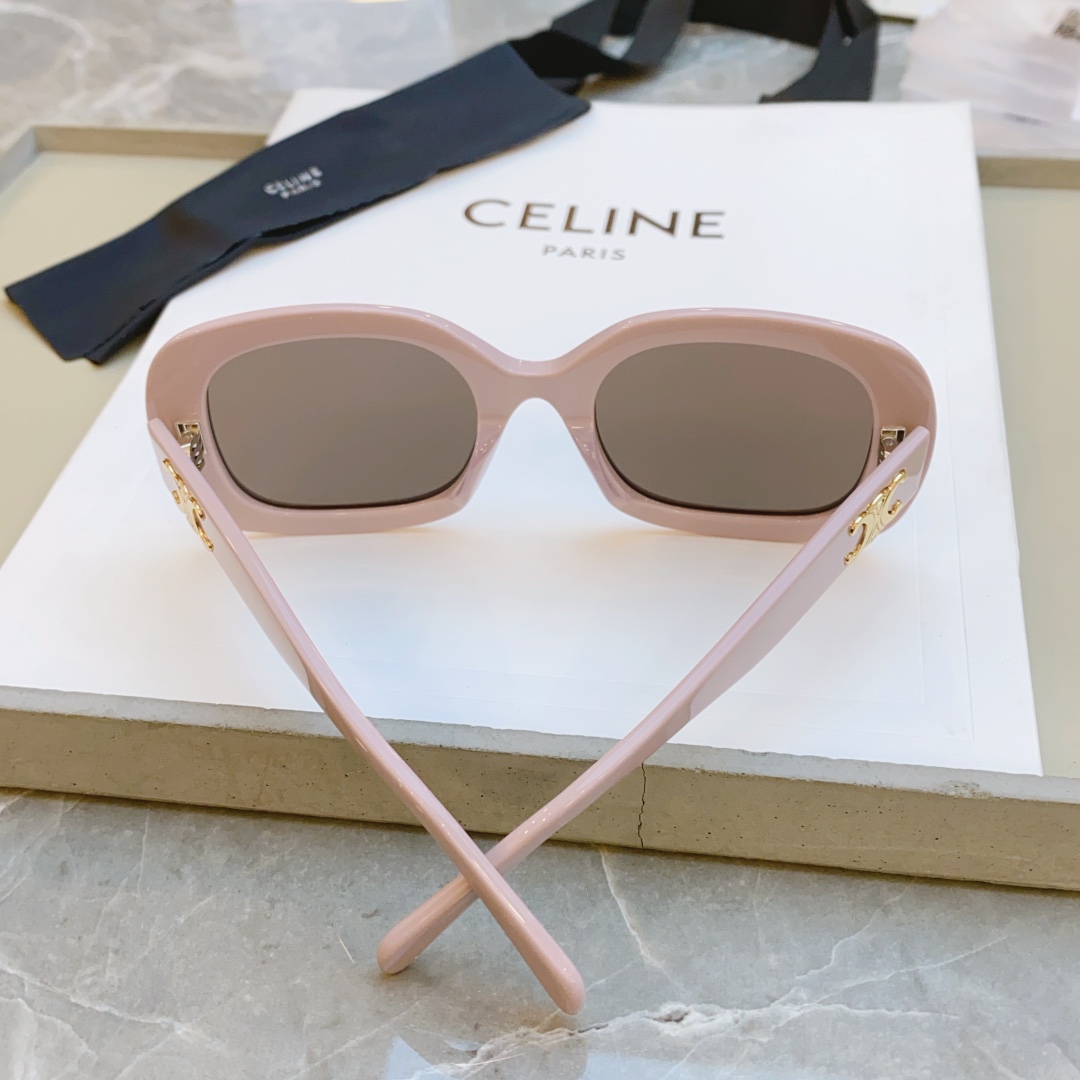 ，【CELIN*】赛*琳新款太阳镜， MODELCL40262U ，SIZE 53口21-135