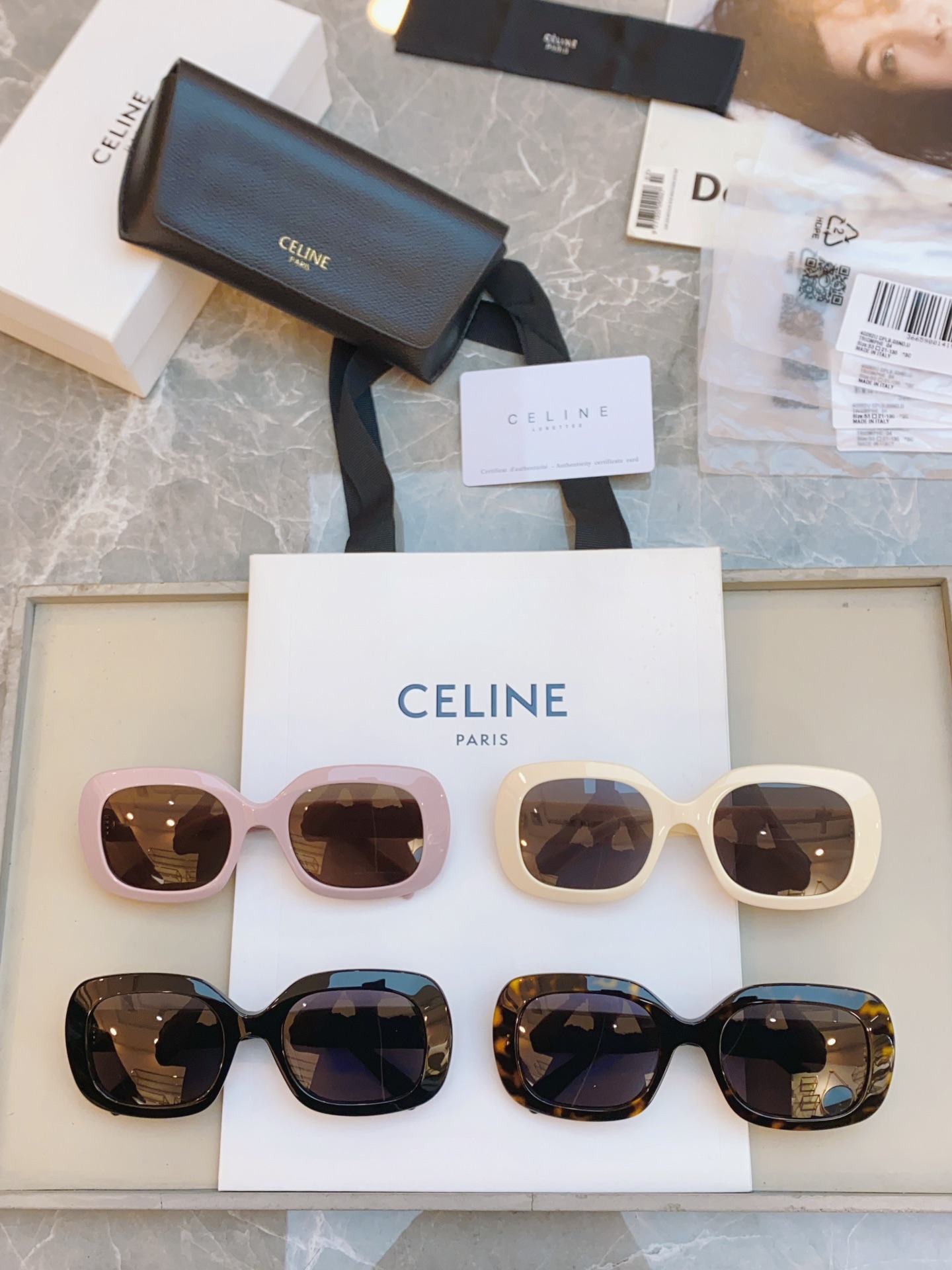 ，【CELIN*】赛*琳新款太阳镜， MODELCL40262U ，SIZE 53口21-135