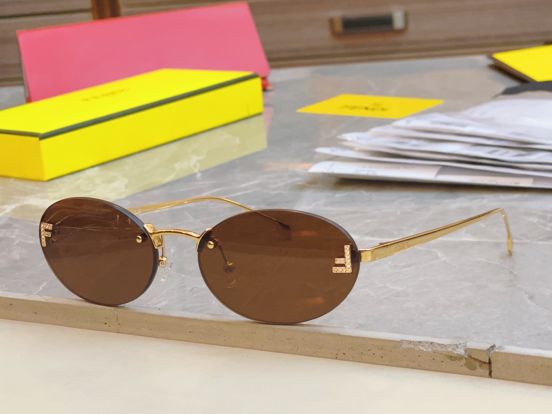，【FEND*】芬*迪新款太阳镜🕶️，MODEL FE4075US，SIZE54口15-135