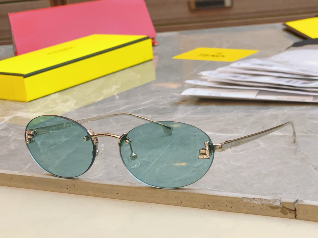 ，【FEND*】芬*迪新款太阳镜🕶️，MODEL FE4075US，SIZE54口15-135