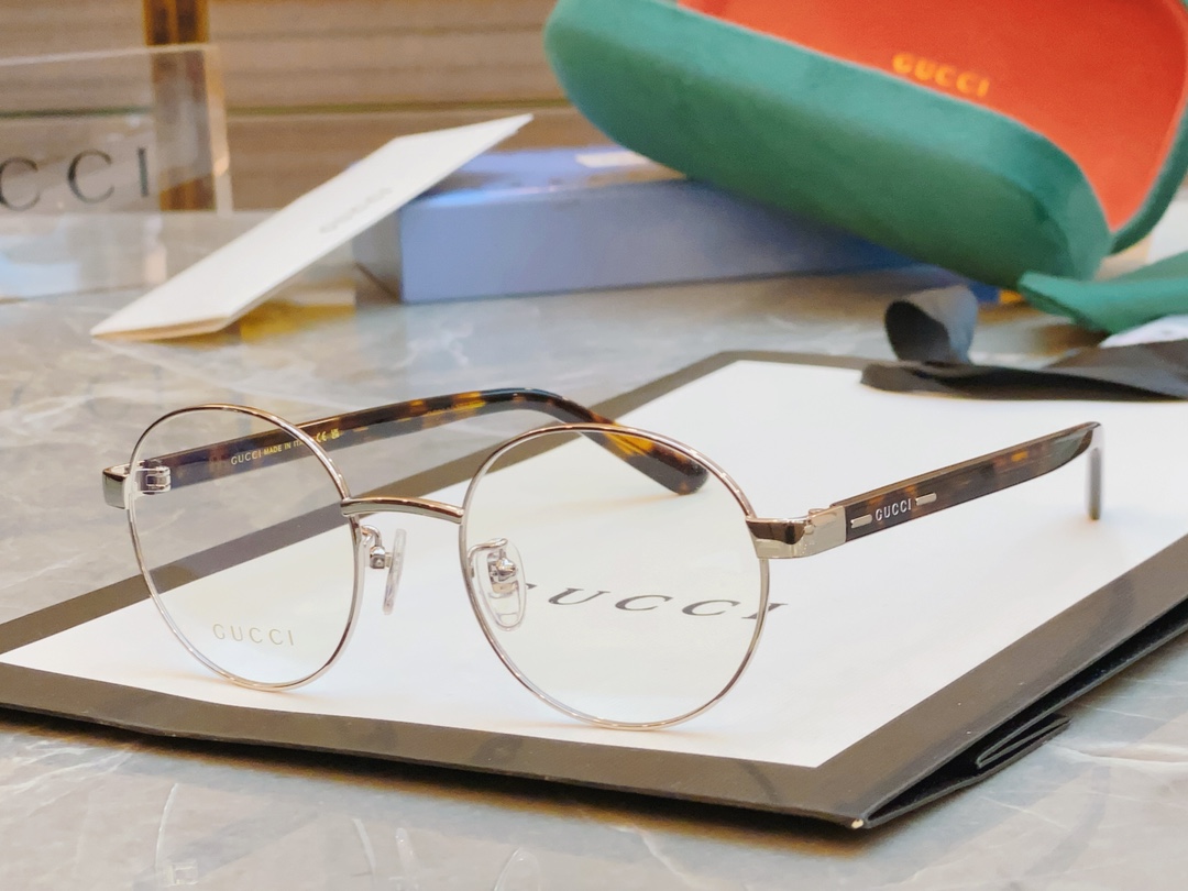，【GUCC*】古*驰新款光学架，MODEL:GG1585O，SIZE：51口21-145