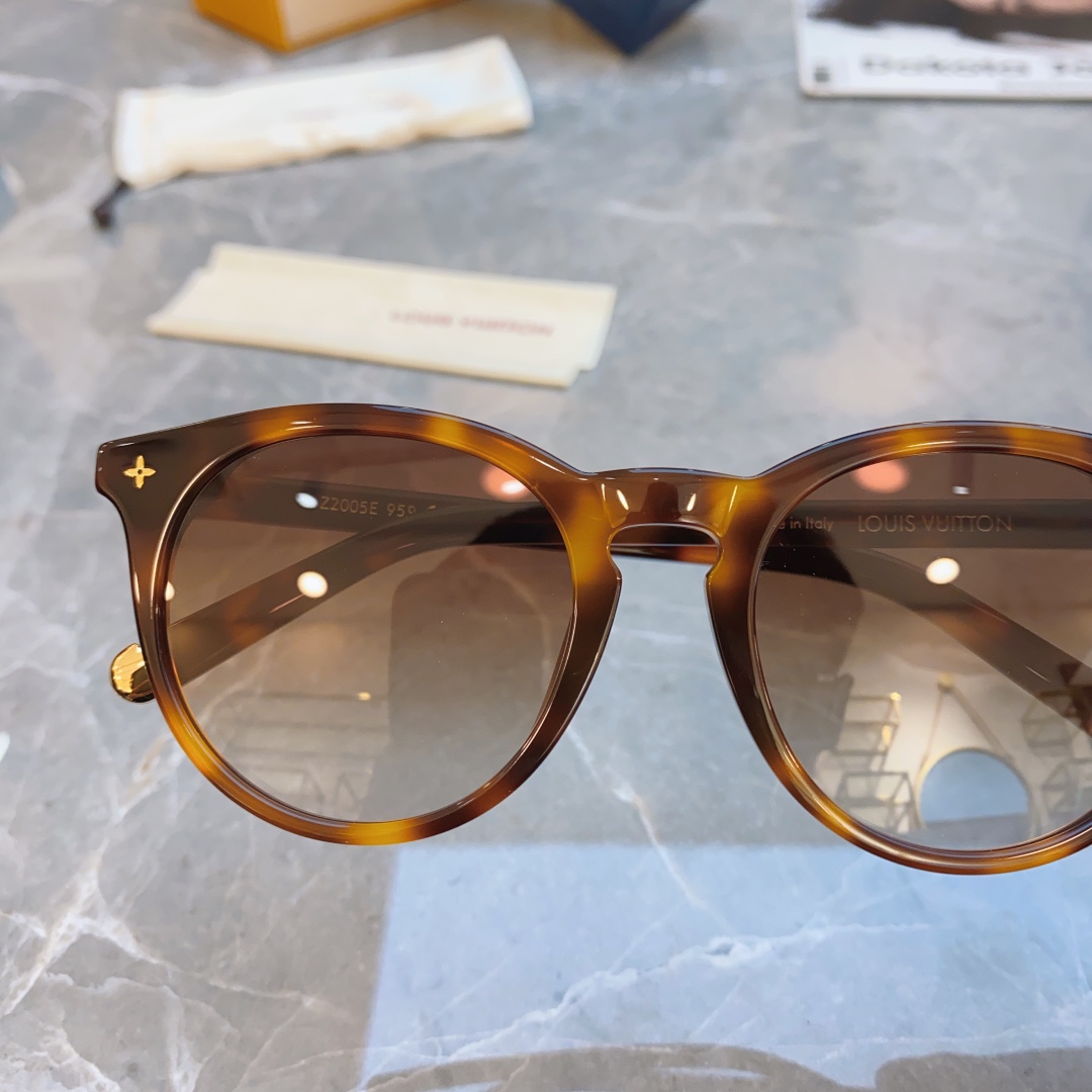 ，【LOUIS VUITTO*】路易*威登新款太阳镜，MODEL：Z2004E，Z2005E，SIZE：