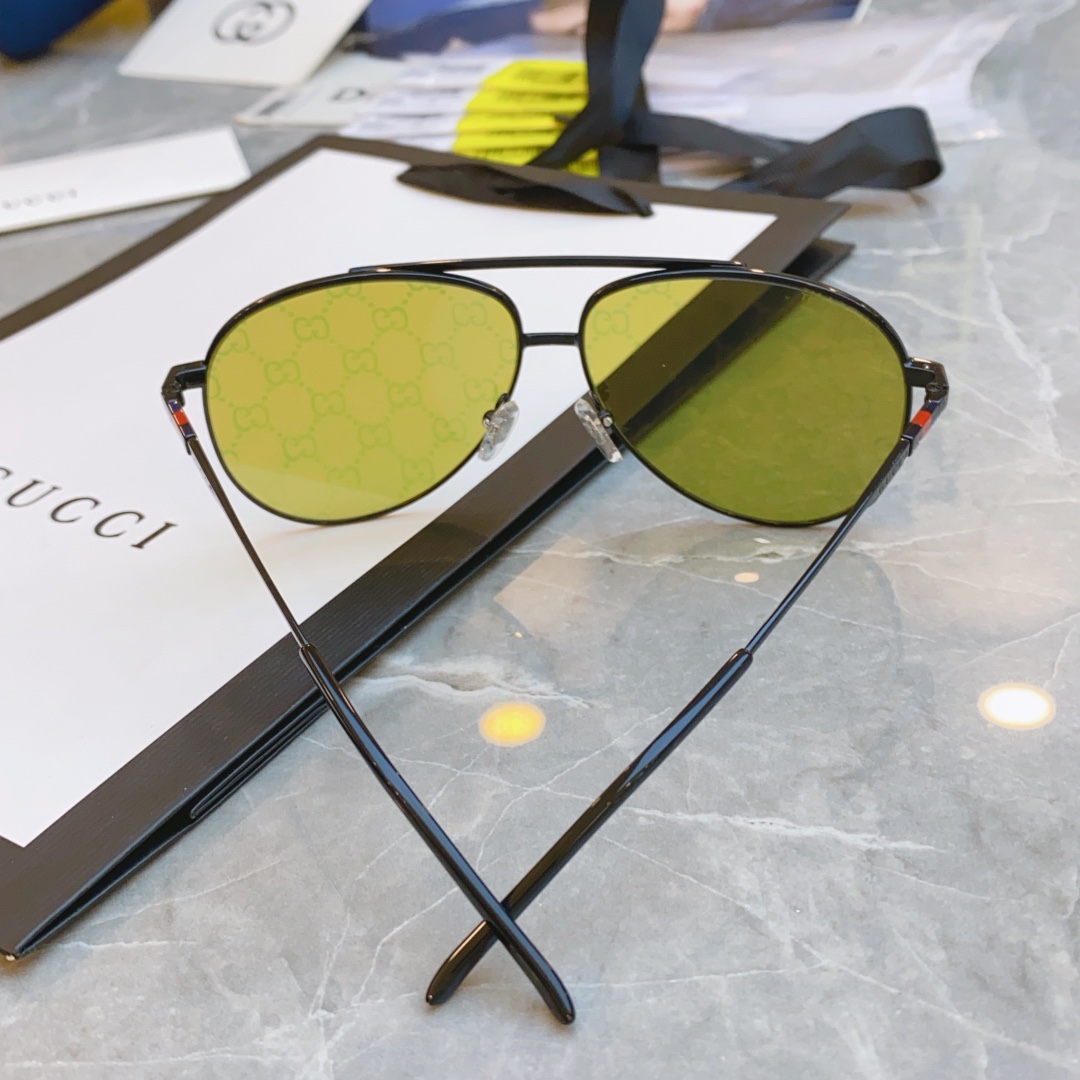 ，【GUCC*】古*驰新款太阳镜🕶️，
MODGG1677S，SIZE59-16-145
