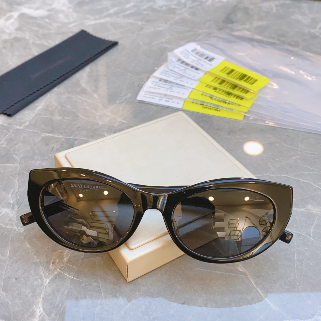 ，【SAINT LAUREN*】圣罗*兰新款太阳镜，MODEL：SL M115，SIZE：54口20-1