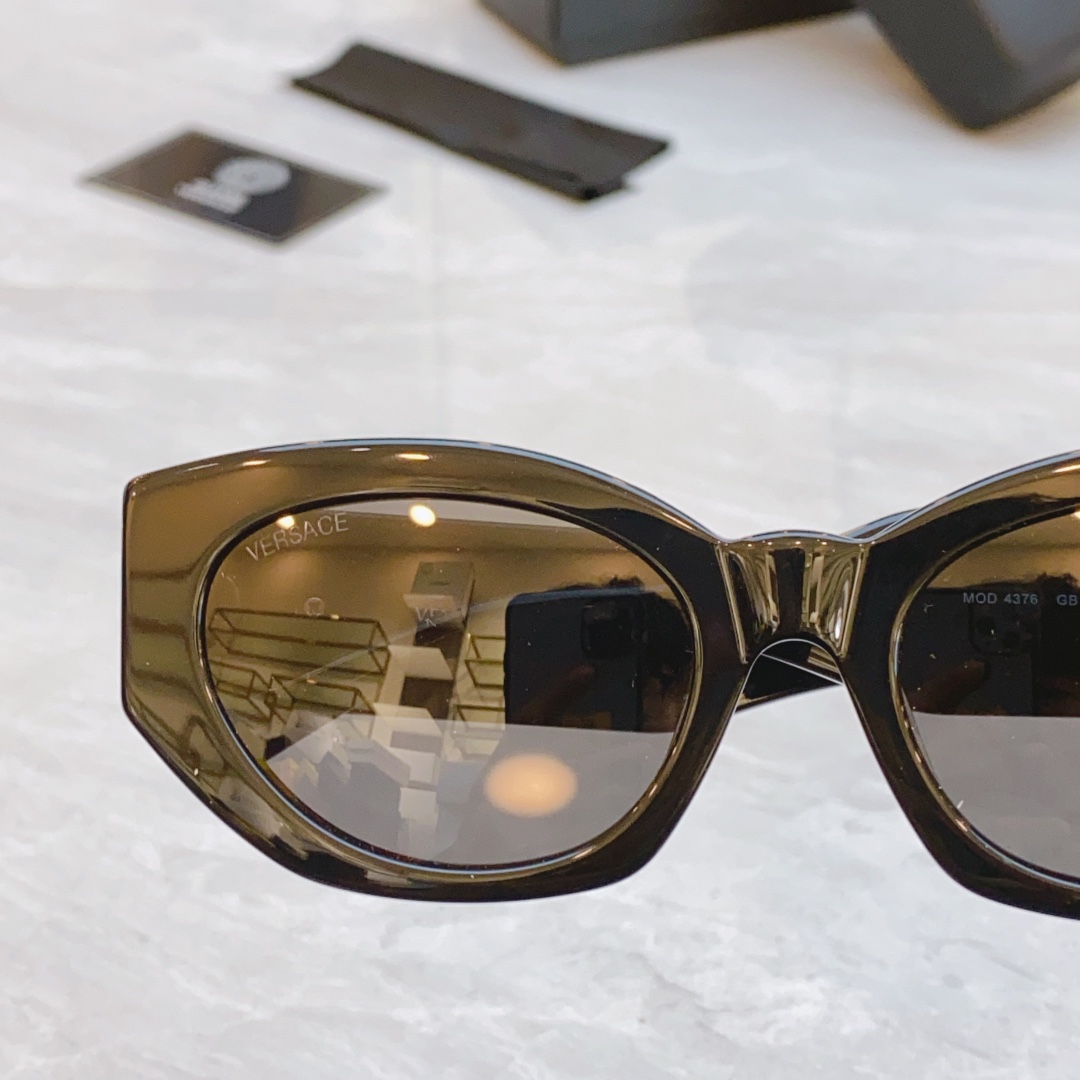 VERSAC*范思*哲新款太阳镜️MODEL:MOD4376SIZE:54口19-140