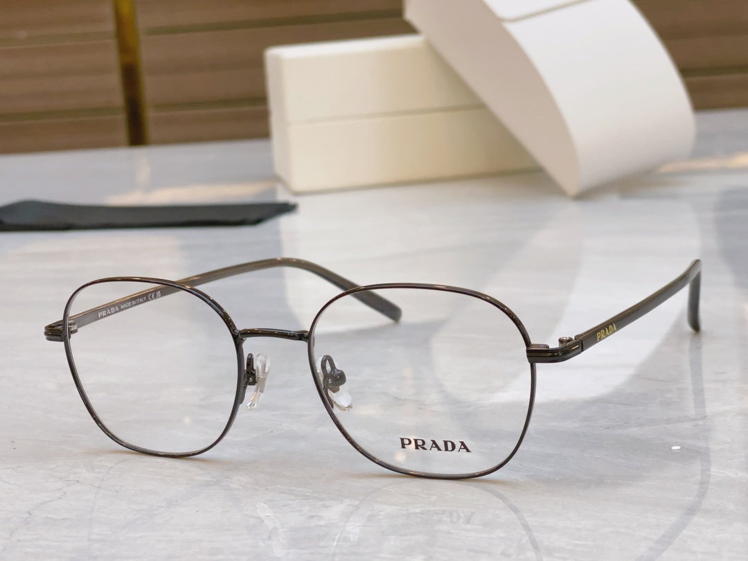 PRAD*普拉*达新款太阳镜MODELVPR64STSIZE50口18-143
