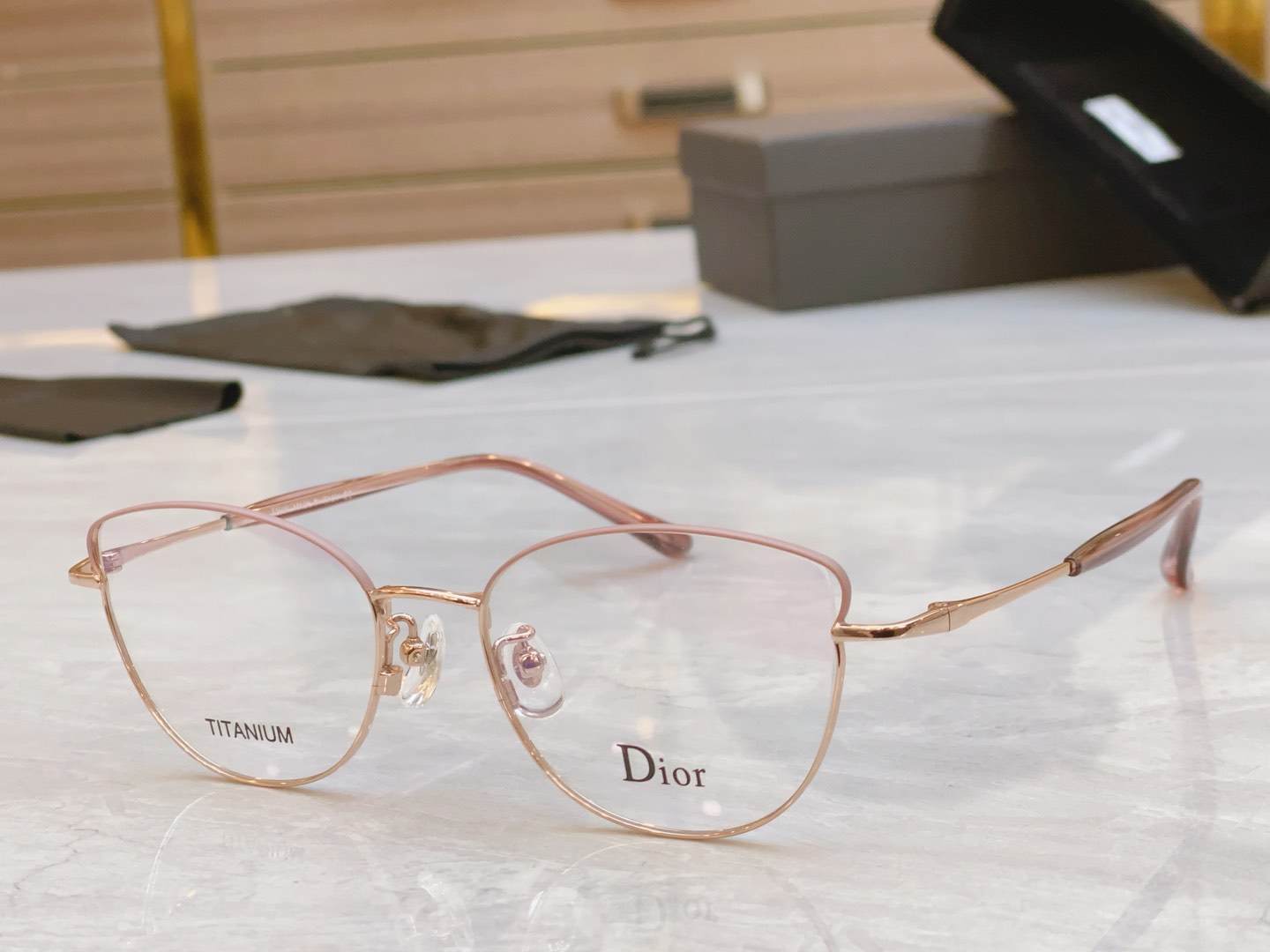 DIO*迪*奥新款光学架MODEL0247SIZE51口17-140