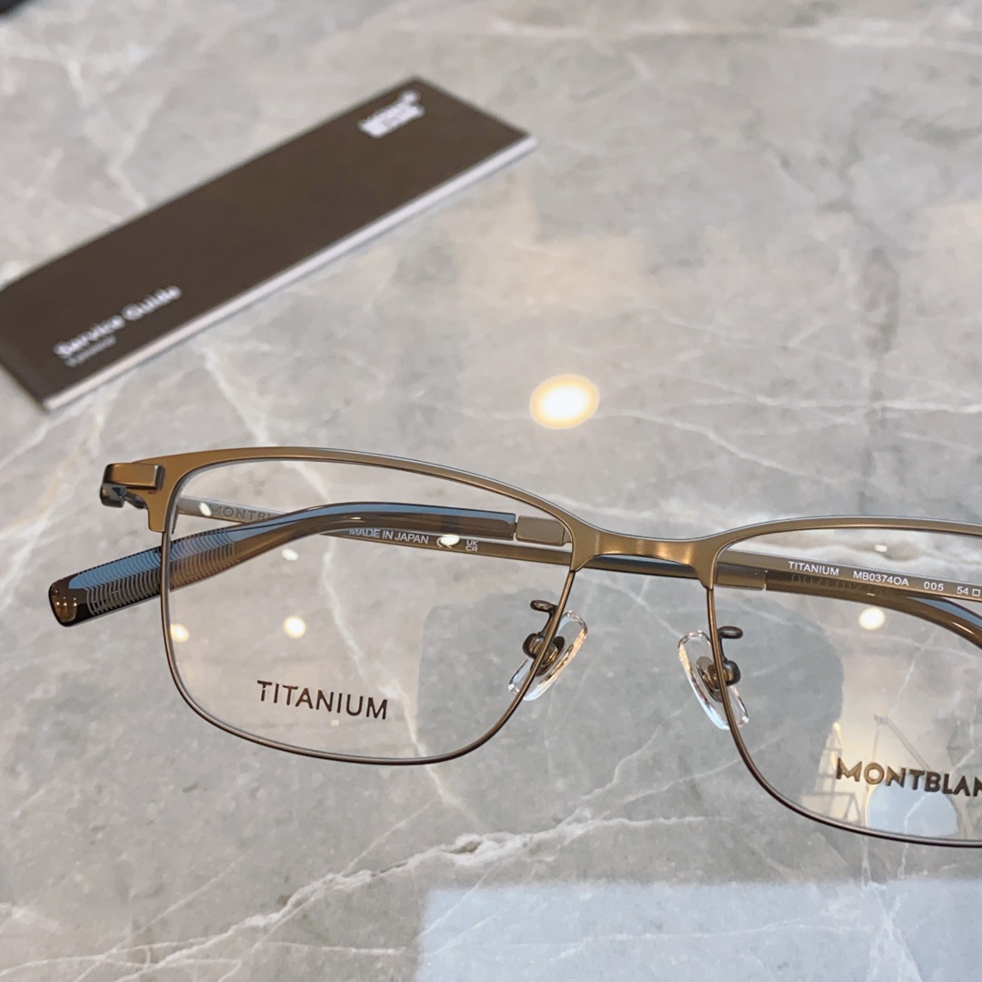 ，【MONT BLAN*】万宝*龙新款光学架
MODELMB0374OA，SIZE 54-16-150

