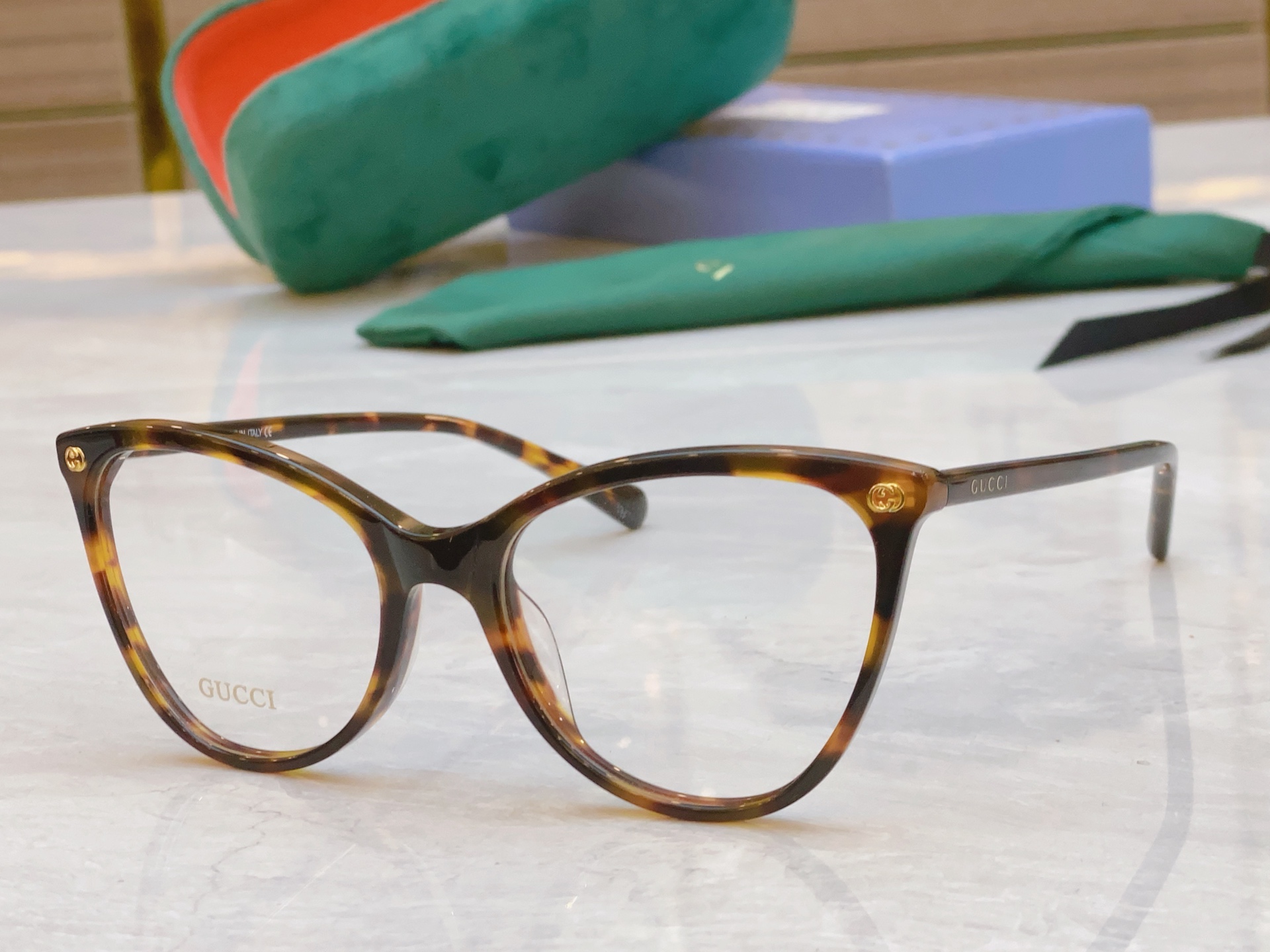 ，【GUCC*】古*驰新款光学架，MODEL：GG1079O，SIZE：54口19-140