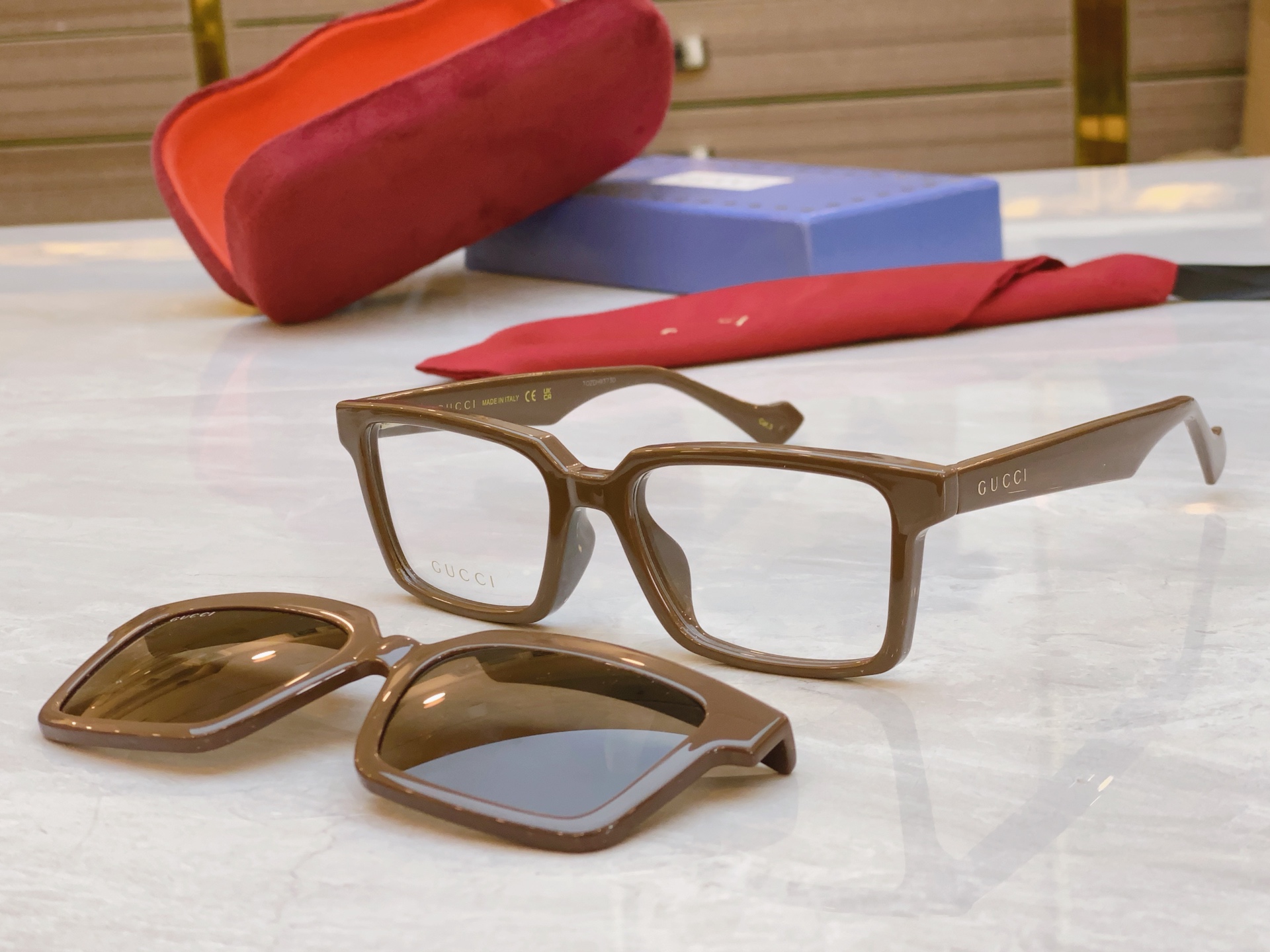 ，【GUCC*】古*驰新款太阳镜🕶️🕶️，一镜两用，ModGG1543，Size54-18-145