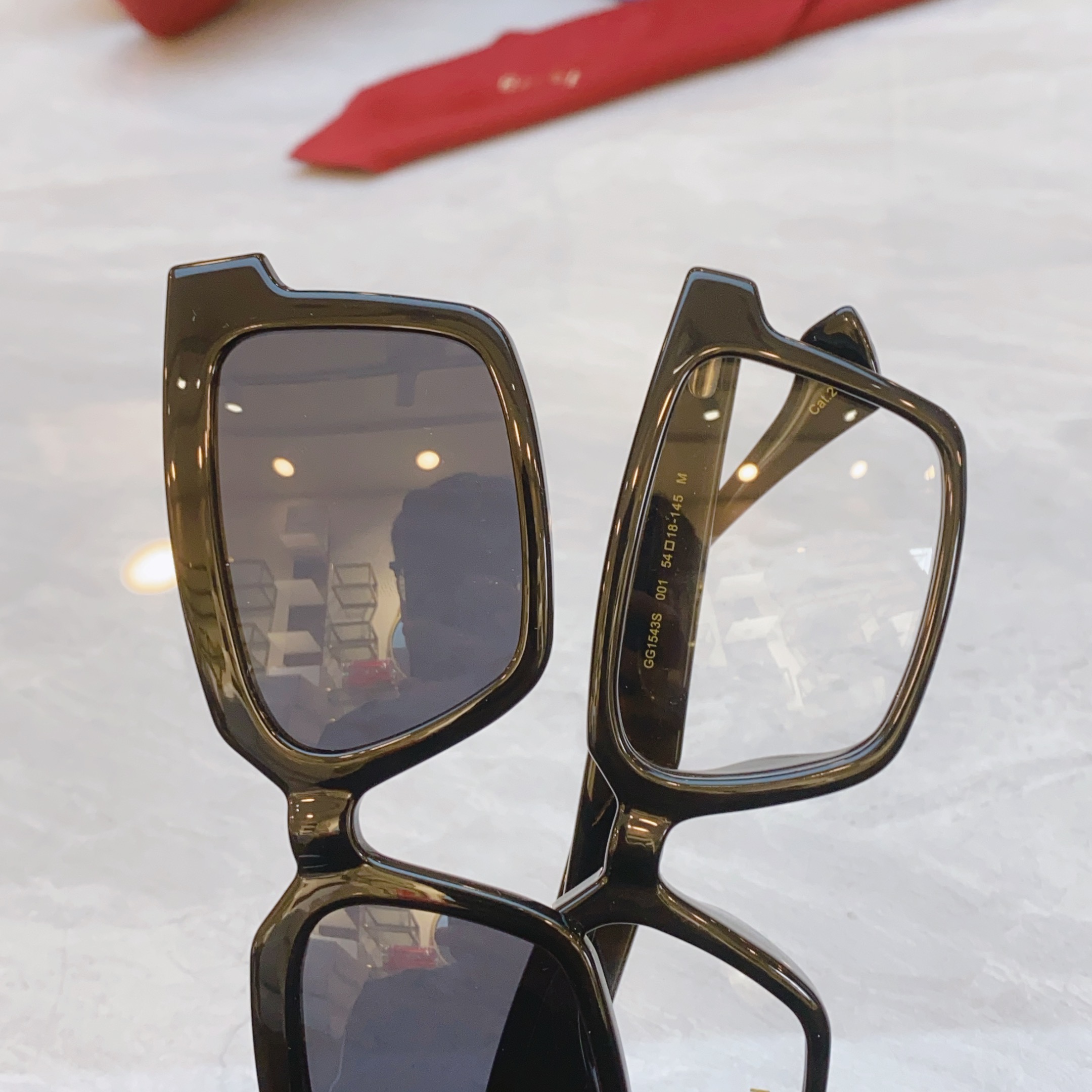 ，【GUCC*】古*驰新款太阳镜🕶️🕶️，一镜两用，ModGG1543，Size54-18-145