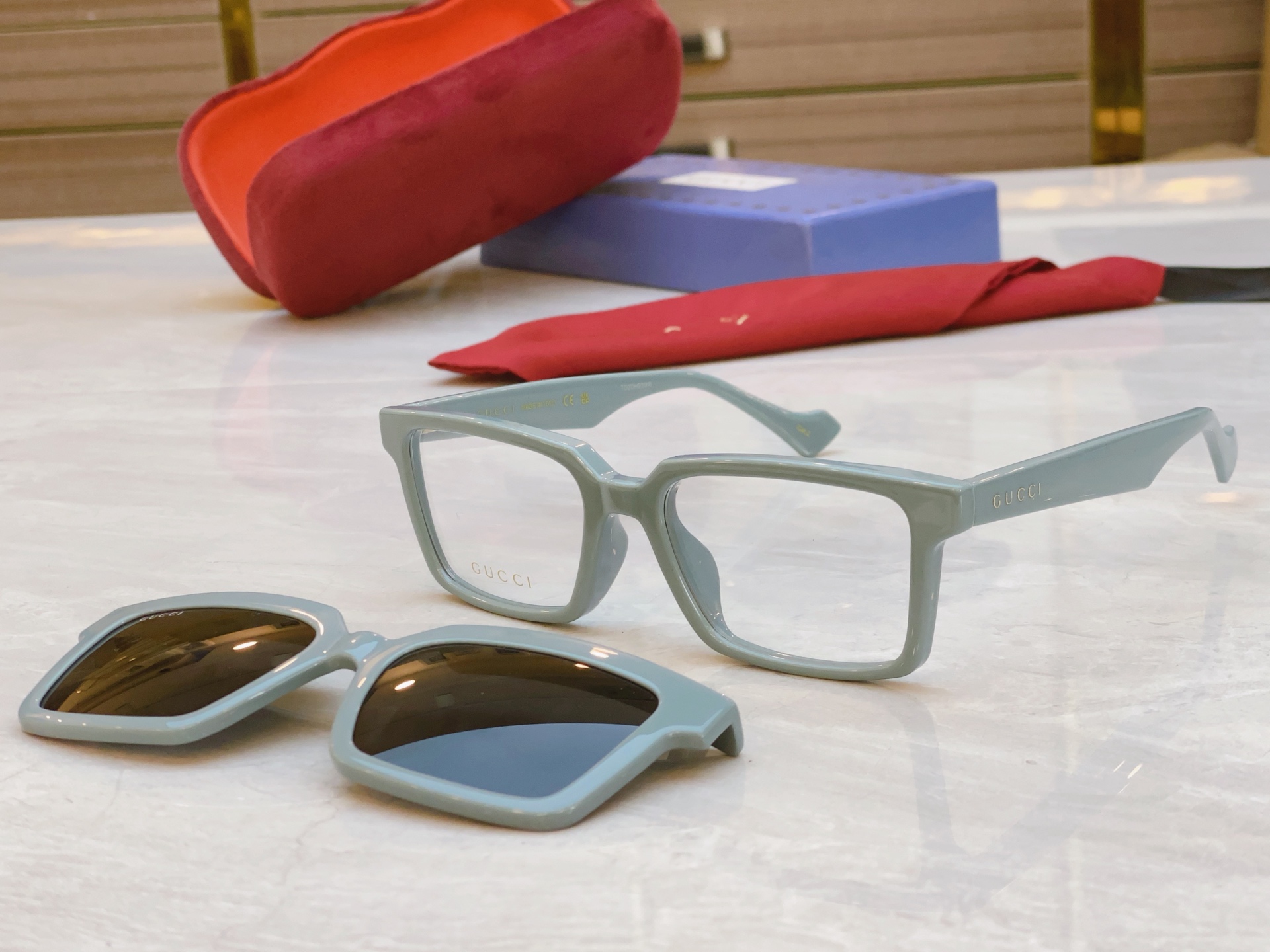 ，【GUCC*】古*驰新款太阳镜🕶️🕶️，一镜两用，ModGG1543，Size54-18-145