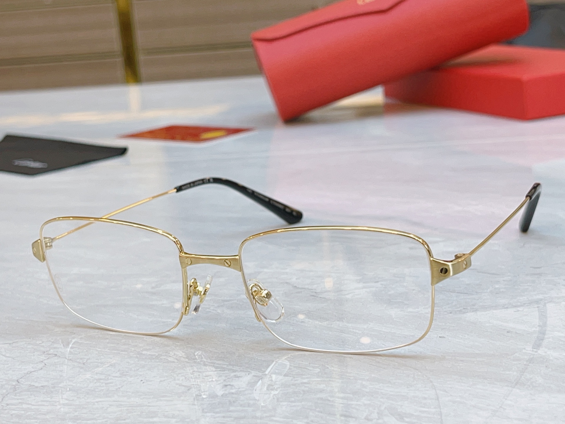 ，【Cartie*】卡地*亚新款光学架，
MODEL：CT0406，SIZE  55口20-142