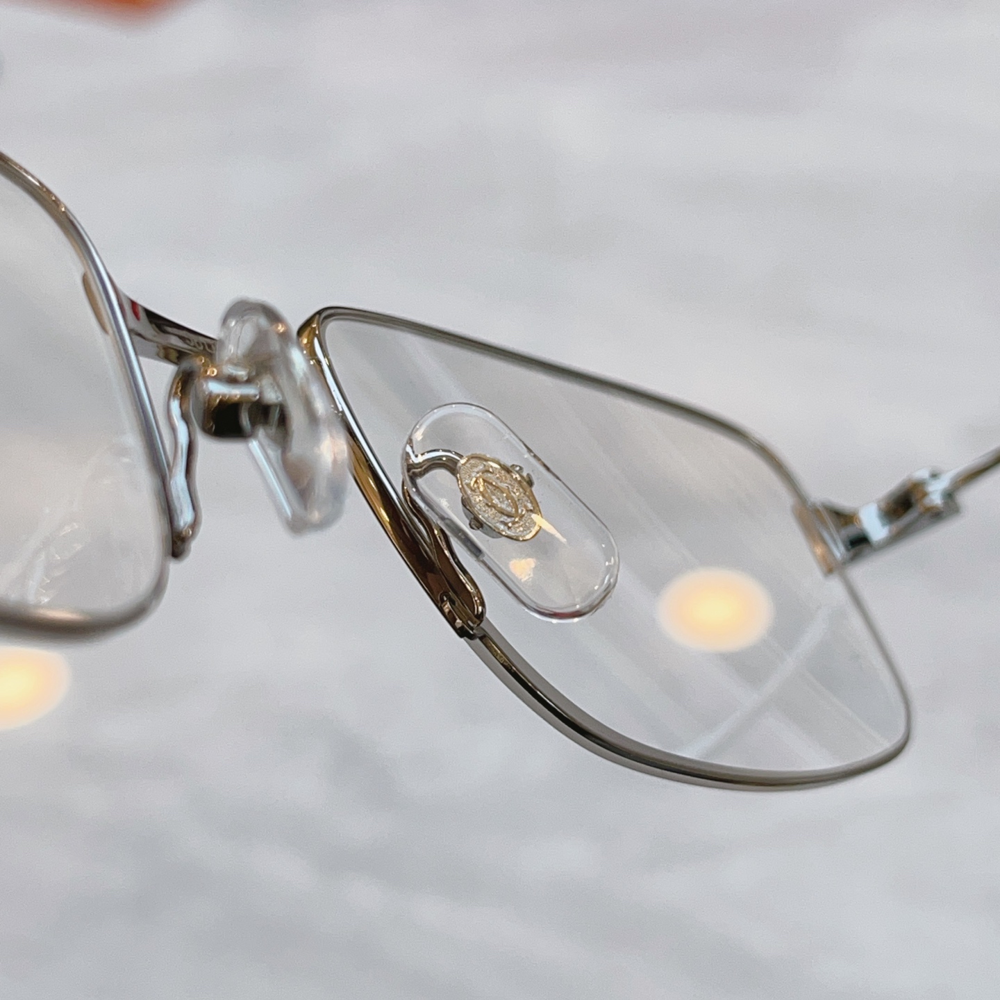 ，【Cartie*】卡地*亚新款光学架，
MODEL：CT0406，SIZE  55口20-142