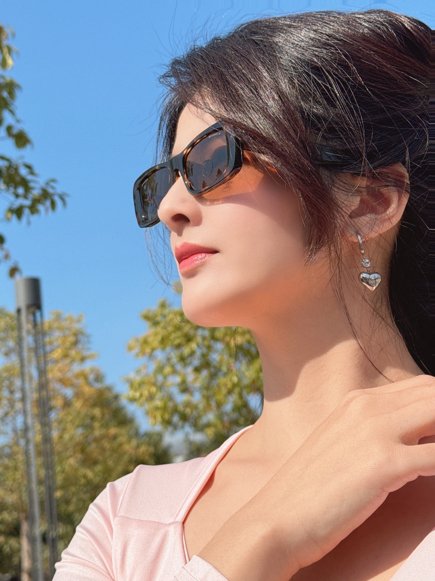 ，【CHAN*】香奈*儿新款太阳镜，
MODEL：CH9166，SIZE：53口18-140

