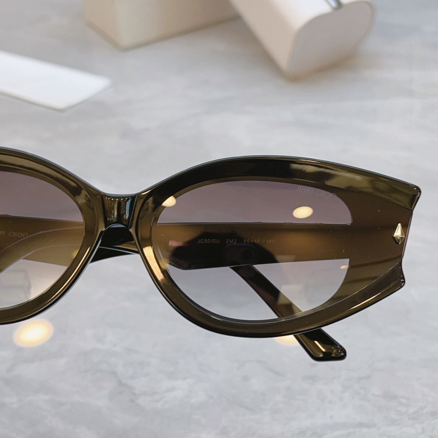 ，【JIMMY CHO*】吉米*周新款太阳镜，MODEL：JC5015U，SIZE：66口18-140