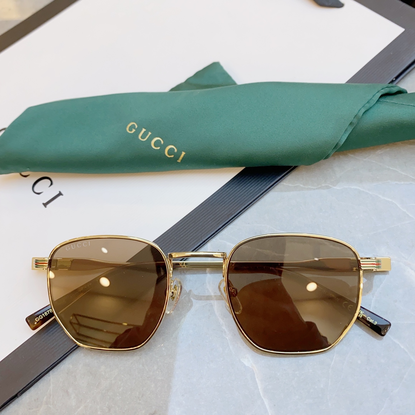 ，【GUCC*】古*驰新款太阳镜，GG1878O，SIZE49口22-145 