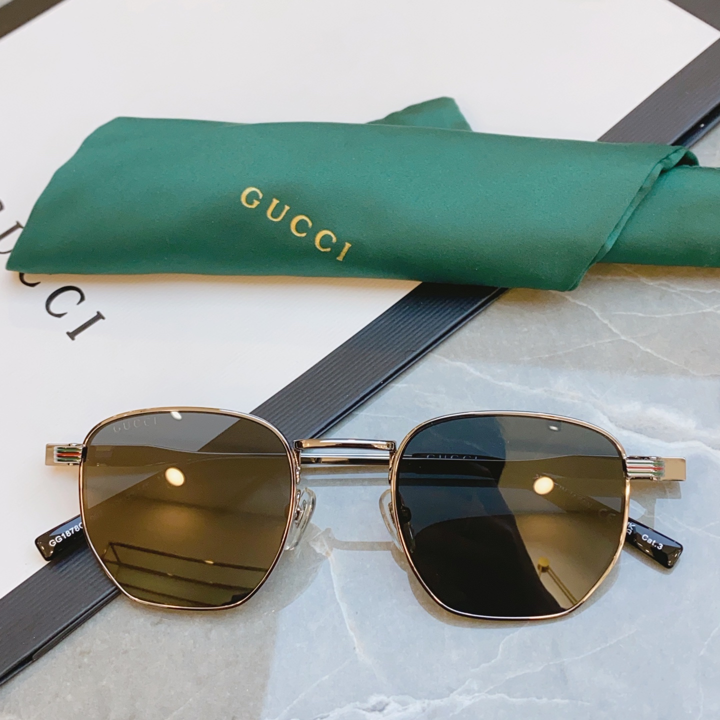 ，【GUCC*】古*驰新款太阳镜，GG1878O，SIZE49口22-145 