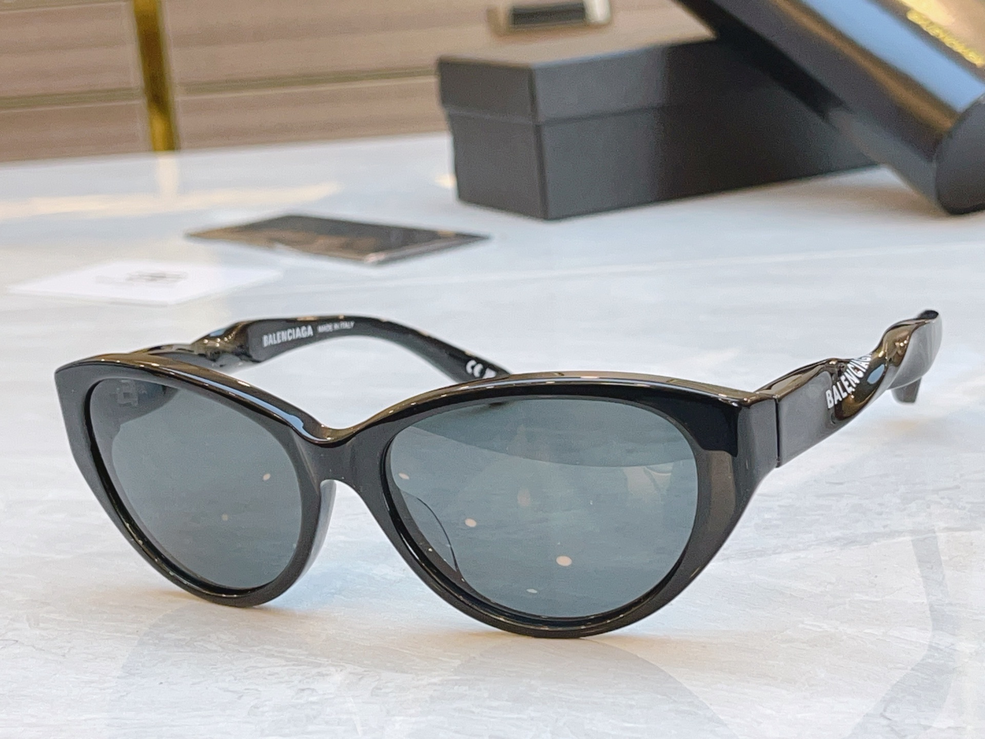 ，【BALENCIAG*】巴黎*世家新款太阳镜，MODEL：BB0209SA，SIZE：55口16-14