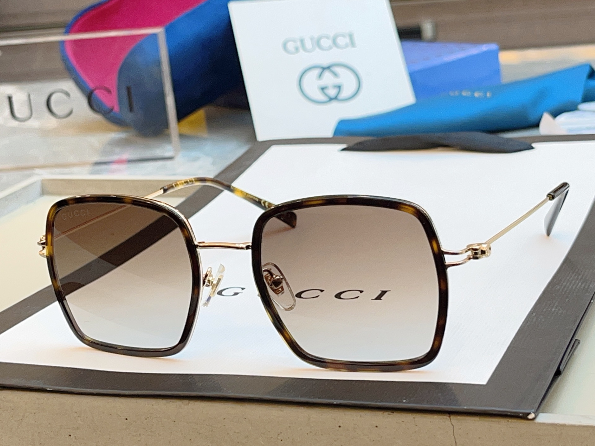 ，【GUCC*】古*驰新款太阳镜，GG1848S，SIZE52口20-145 