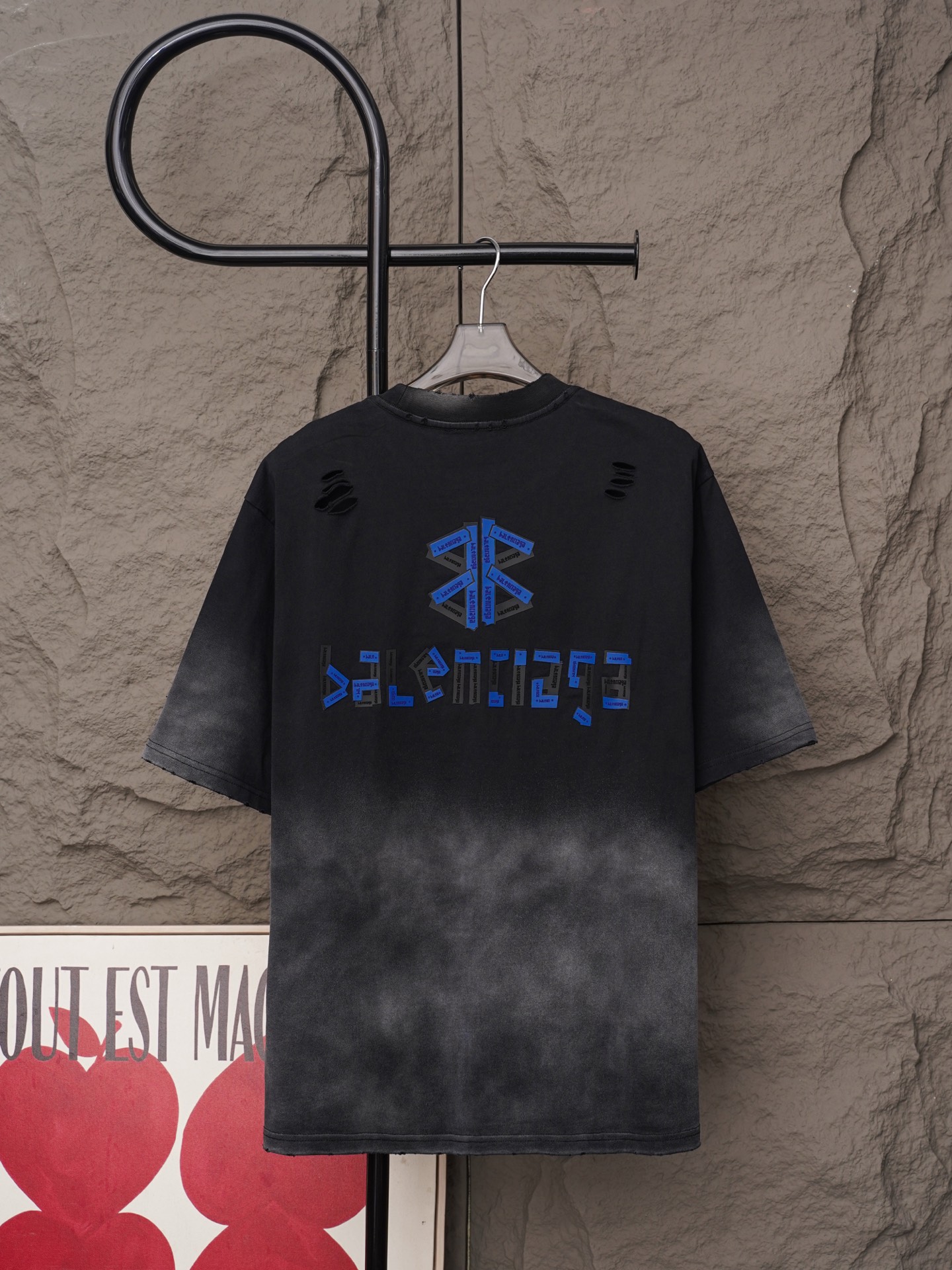 Balenciaga 𝗕𝗮𝗹𝗲𝗻𝗰𝗶𝗮𝗴𝗮/巴黎世家2026SS厚板浮雕工艺圆领短袖