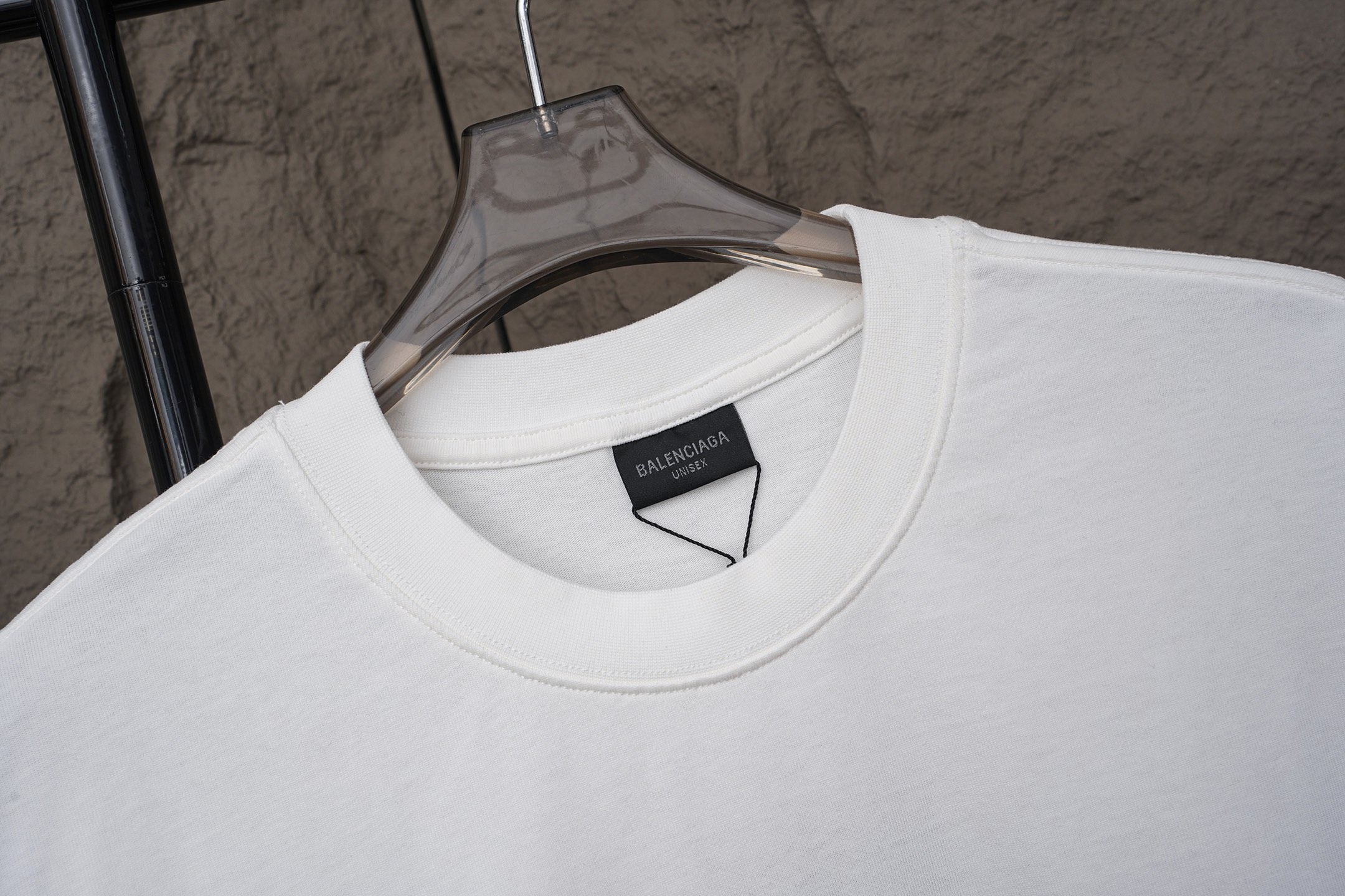 Balenciaga Balenciaga/巴黎世家2026大M 刺绣夏季新款 美式酸洗做旧激光烧花贴布绣情侣休闲短袖T恤