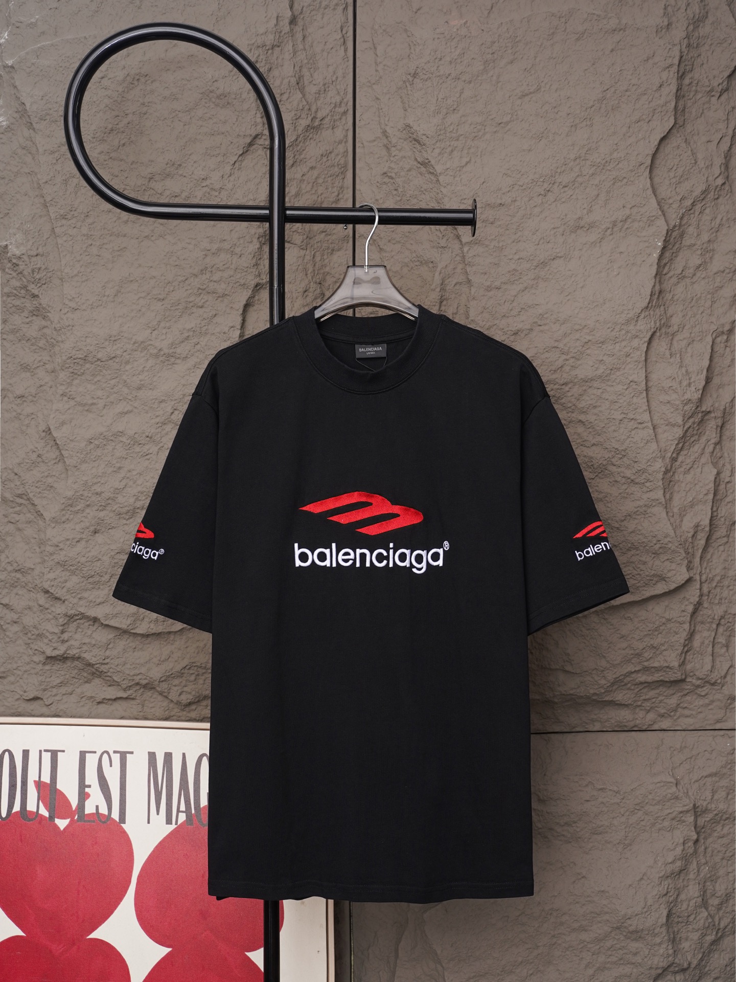 Balenciaga Balenciaga/巴黎世家2026大M 刺绣夏季新款 美式酸洗做旧激光烧花贴布绣情侣休闲短袖T恤