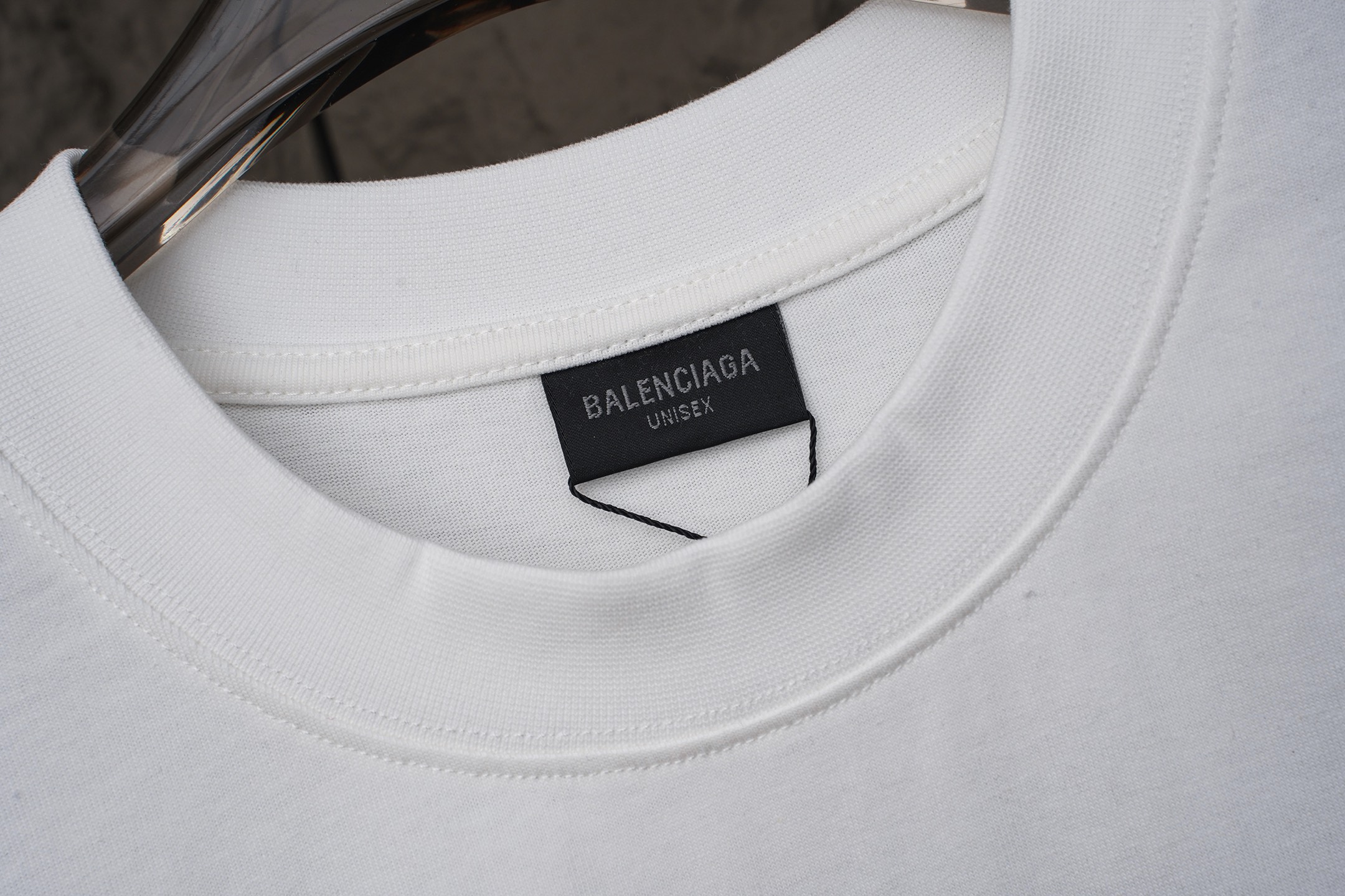 Balenciaga 𝗕𝗮𝗹𝗲𝗻𝗰𝗶𝗮𝗴𝗮/巴黎世家2026SS 可乐海浪立体刺绣圆领短袖