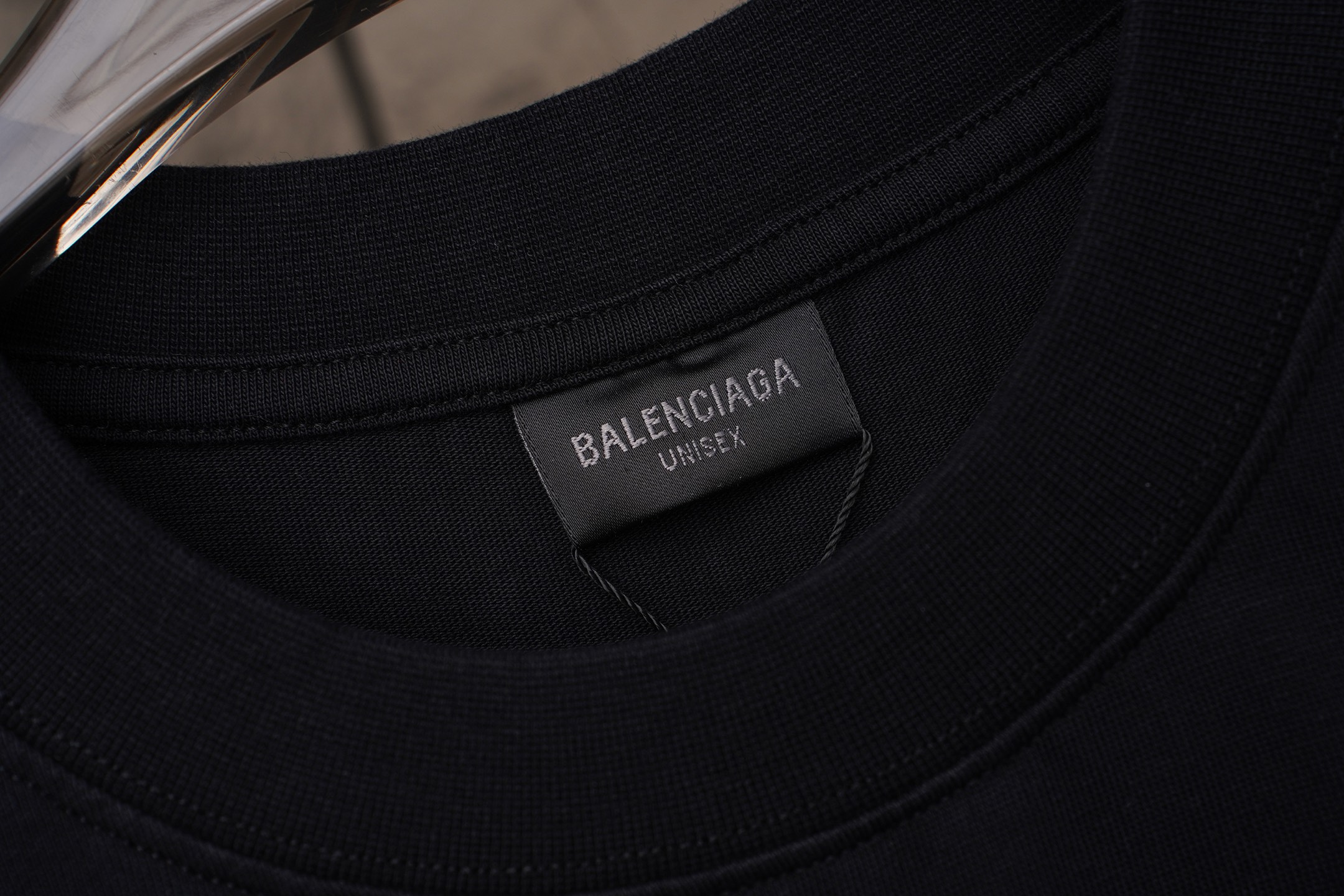 Balenciaga 𝗕𝗮𝗹𝗲𝗻𝗰𝗶𝗮𝗴𝗮/巴黎世家2026SS 可乐海浪立体刺绣圆领短袖