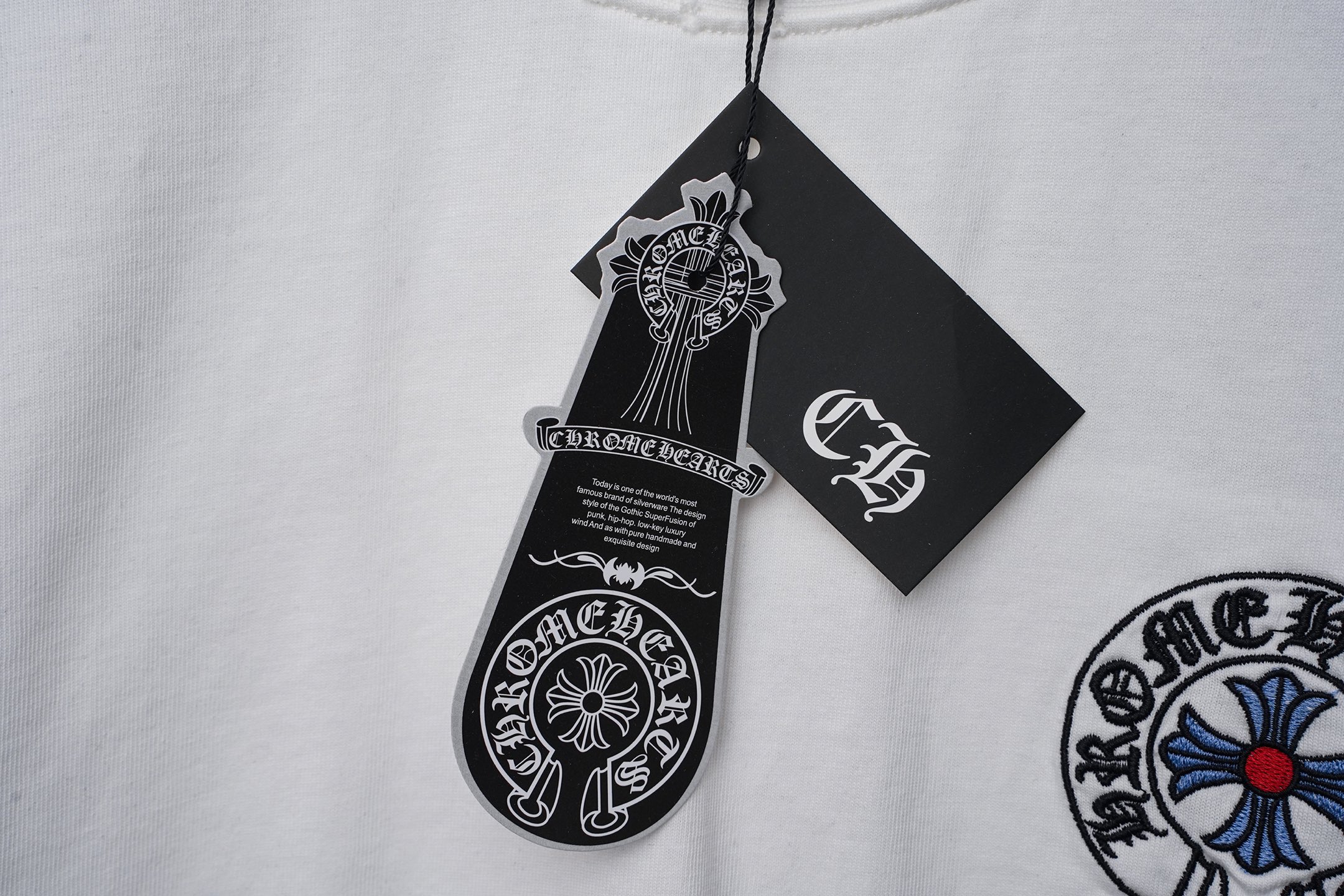 Chrome Hearts 𝗖𝗵𝗿𝗼𝗺𝗲 𝗛𝗲𝗮𝗿𝘁𝘀/克罗心2026大师之作十字架贴布刺绣夏季新款 美式酸洗做旧激光烧花贴布绣情侣休闲短袖T恤